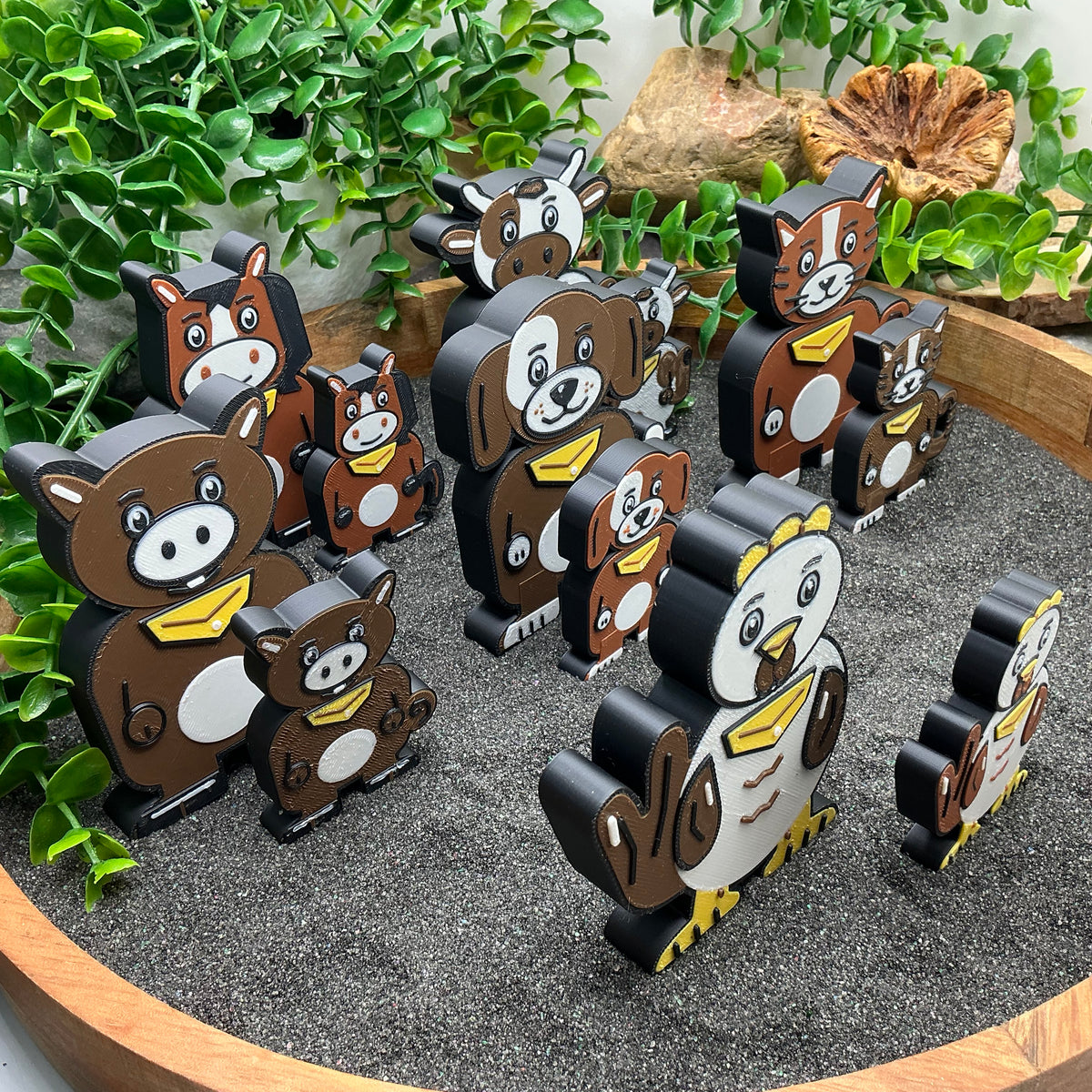 Side view of Large and Small Gingerbread Man animal figures showing their thickness