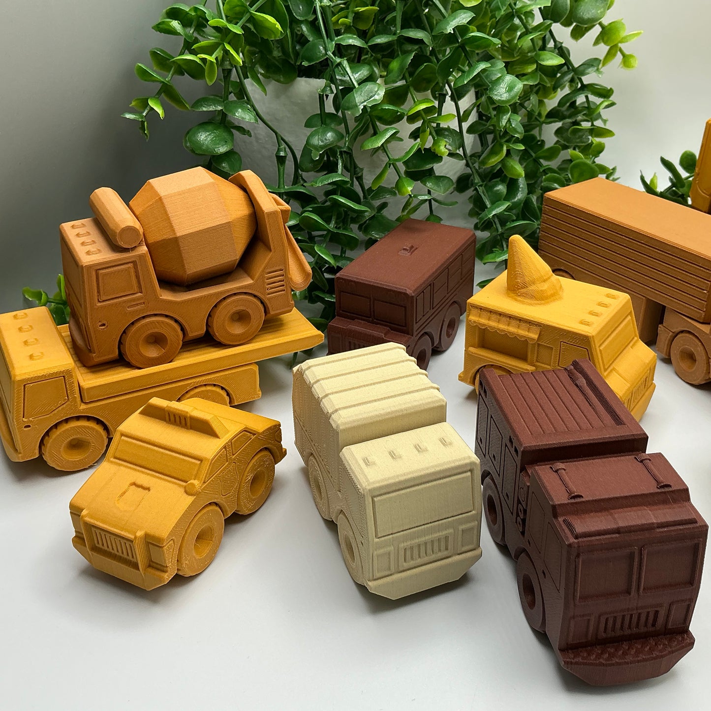 Wood Effect Transport Vehicles Cars & Trucks - scale reference