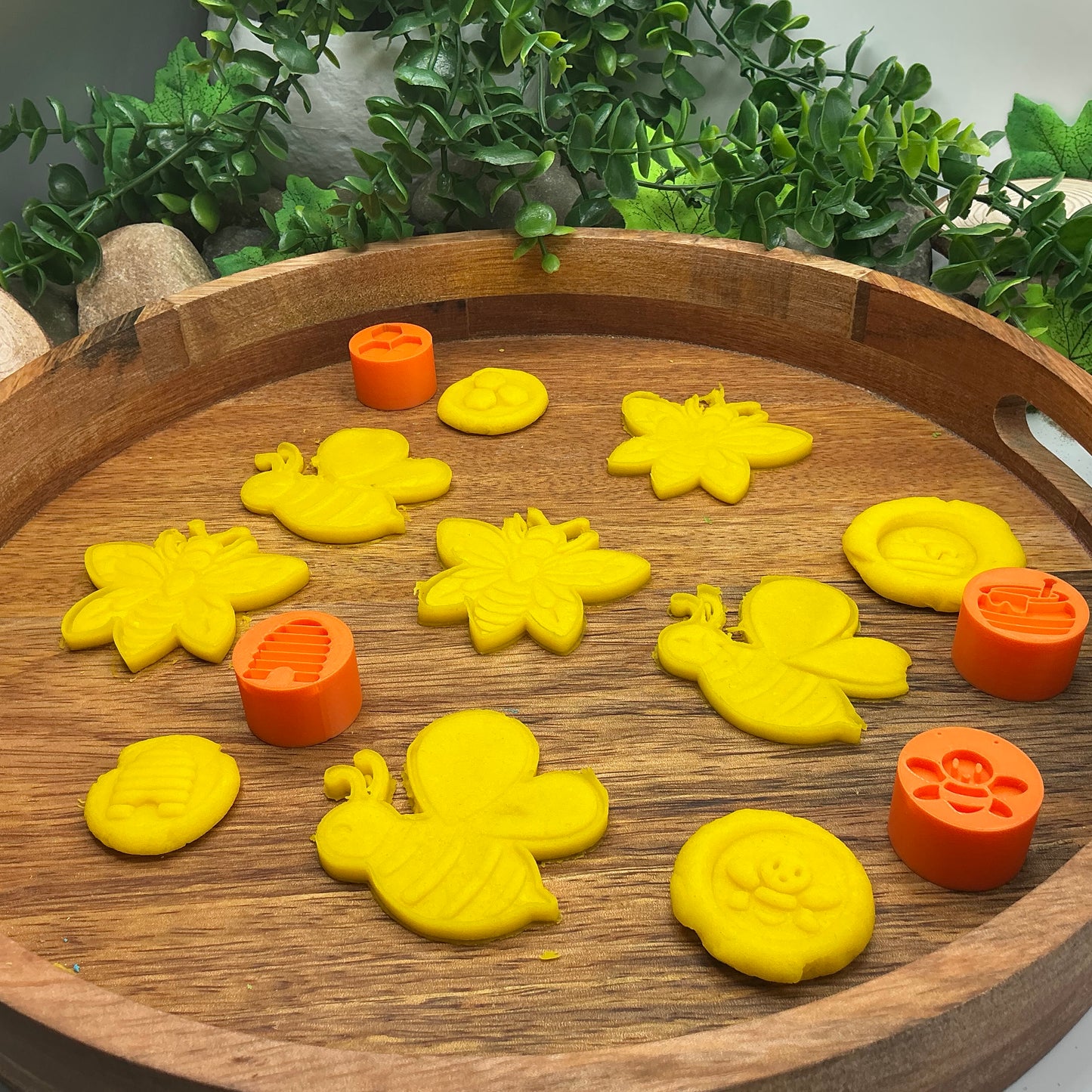 3D-printed bees and wasps play dough cookie cutter and stamp set - 10 piece minibeasts sensory set - view 9 of 12