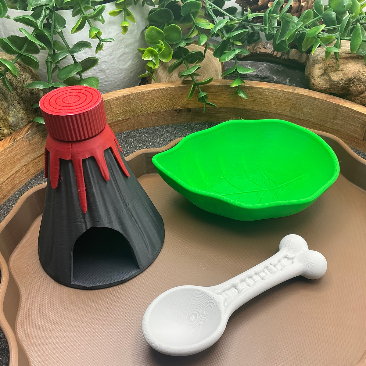 Volcano with red lava cap, leaf bowl and bone scoop