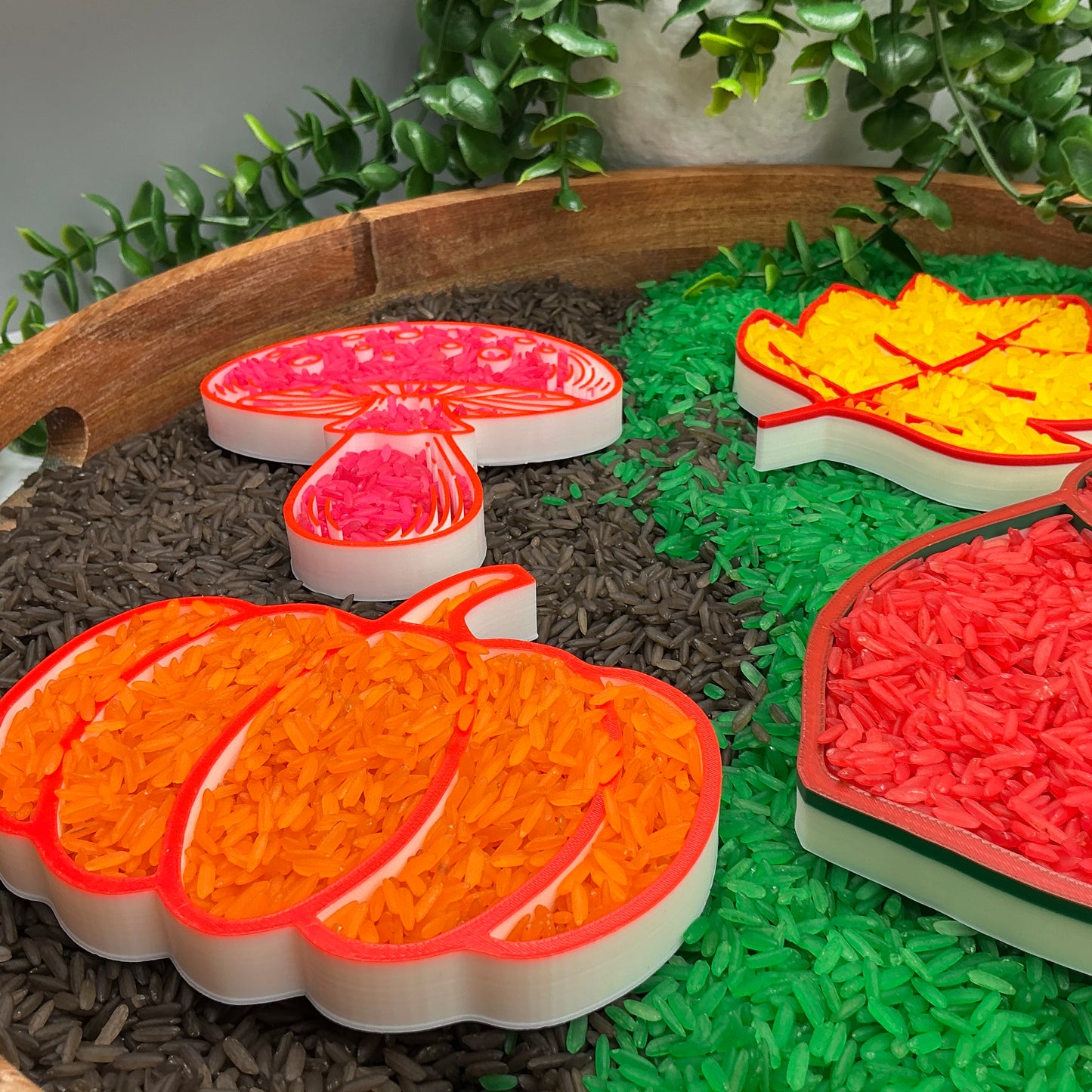 3D-printed autumn sensory filling tray, 4-piece set with acorn, mushroom, pumpkin and leaf - view 3 of 12