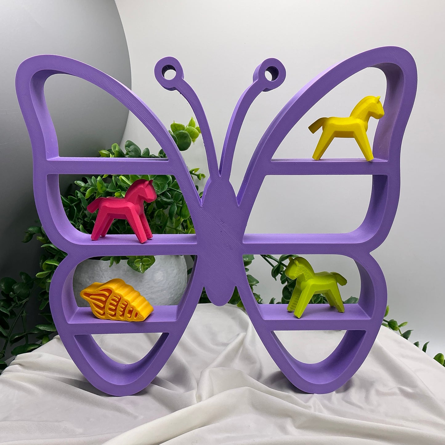 Set of two table top mini shelves star & Butterfly