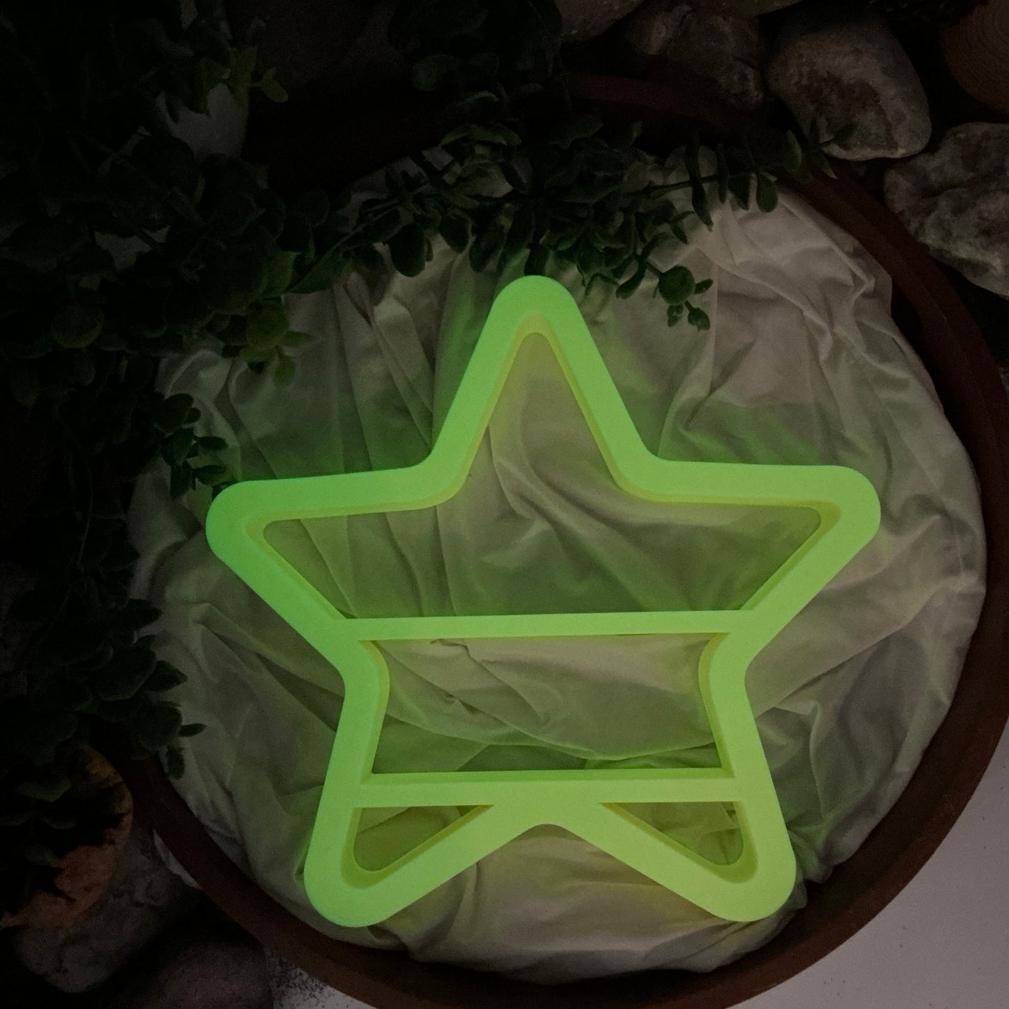 Set of two table top mini shelves star & Sun glow in the dark