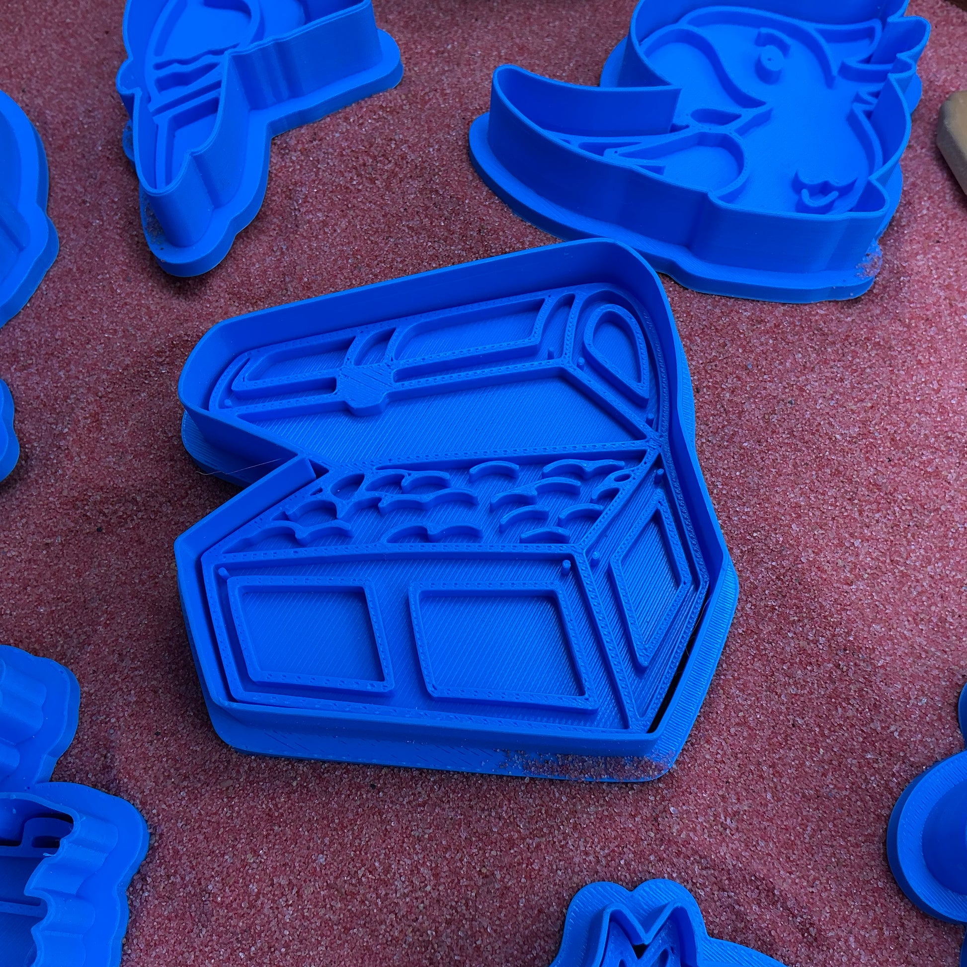 3D-printed pirate play dough cookie cutter set - 7 piece with pirate, ship, treasure chest, parrots and palm tree - view 12 of 13