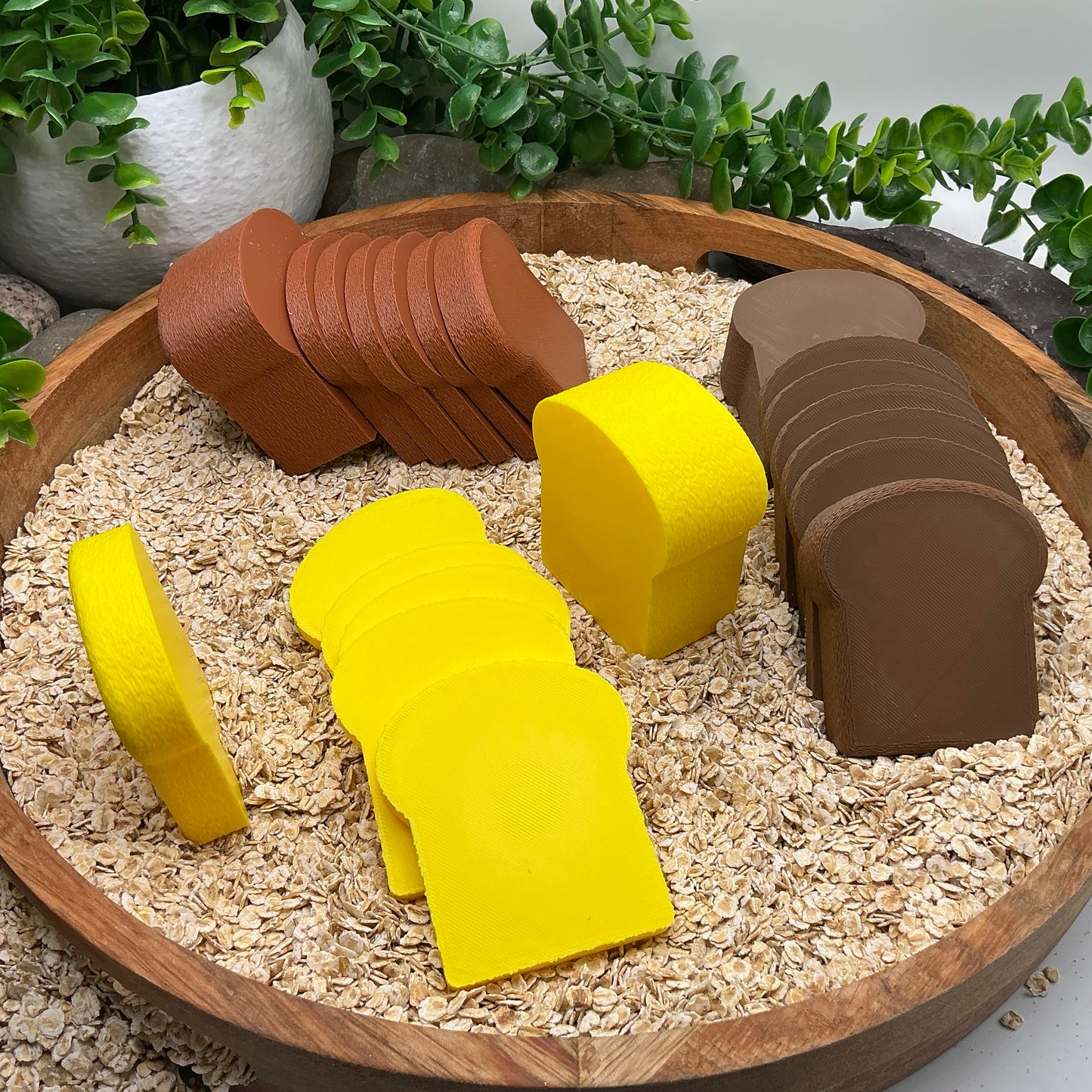 Pretend role play kitchen food, a loaf of bread bakery set up