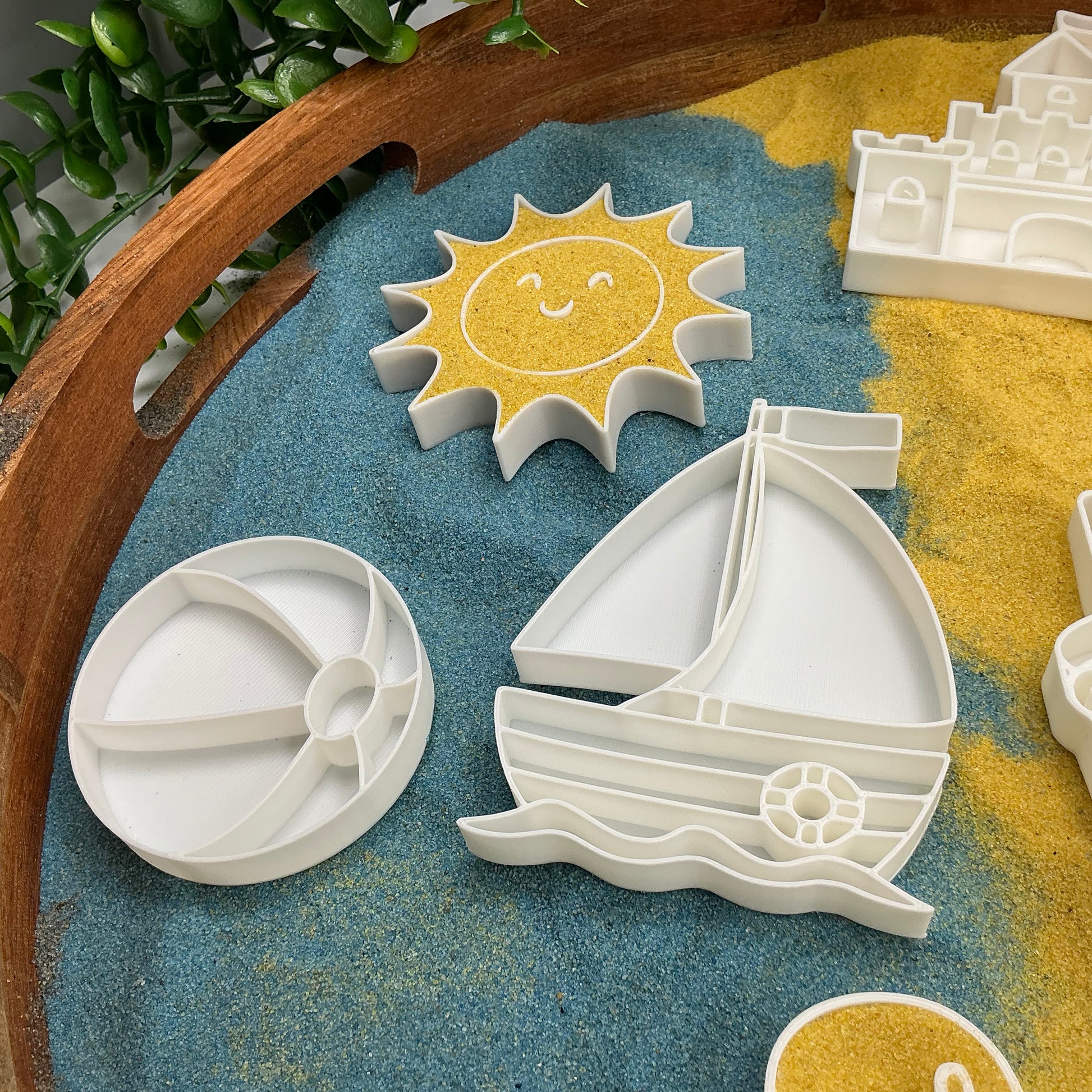 3D-printed beach holiday sensory filling tray, 8-piece set with sun, sandcastle, boat, duck, shells, ball, bucket and spade - view 11 of 12