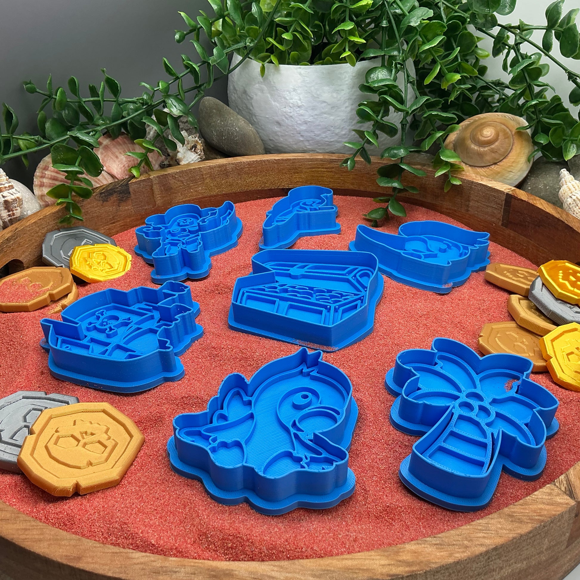 3D-printed pirate play dough cookie cutter set - 7 piece with pirate, ship, treasure chest, parrots and palm tree - view 5 of 13