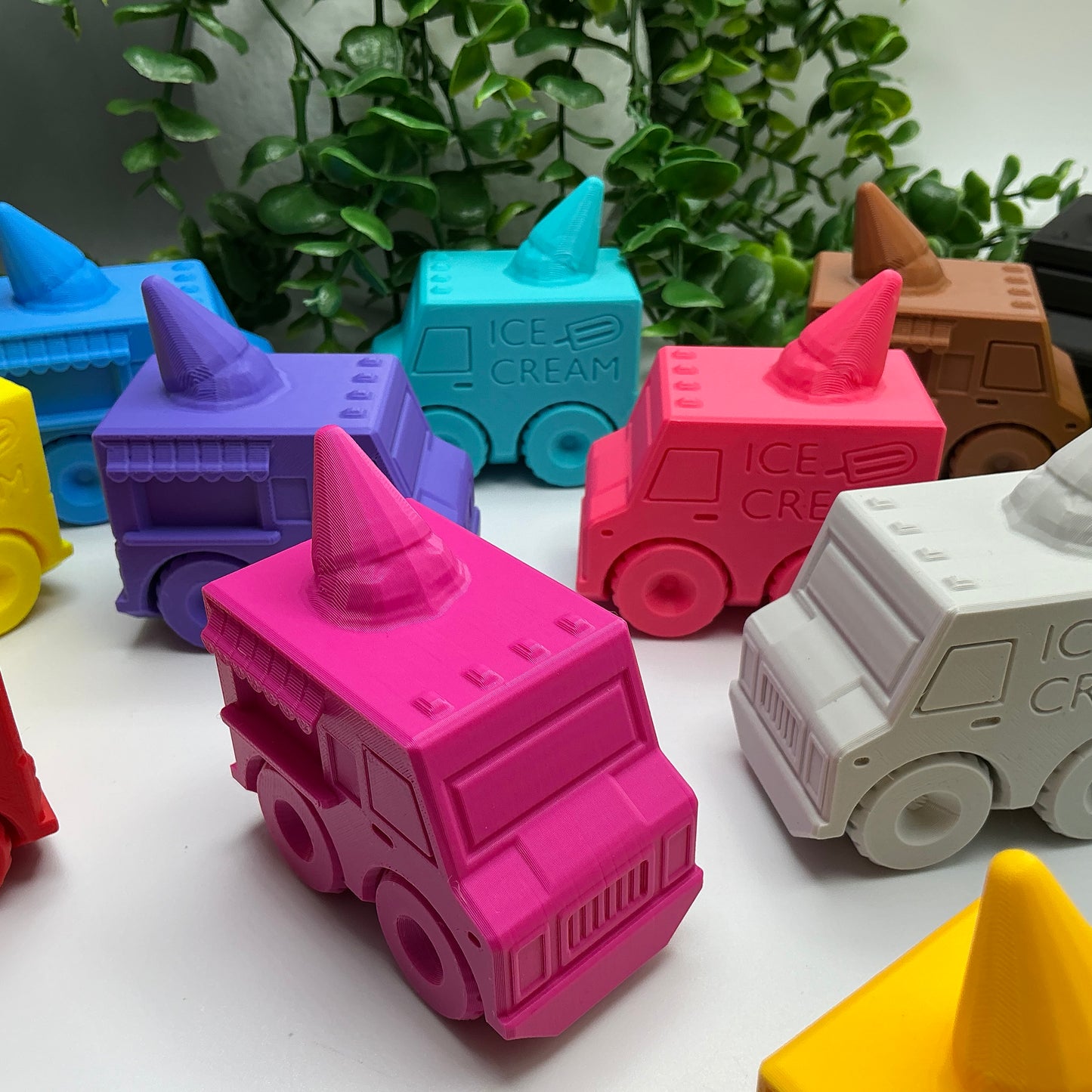 Ice Cream Van Truck Pretend Play Food Truck Classic Summer Vehicle Durable Su... - lifestyle shot