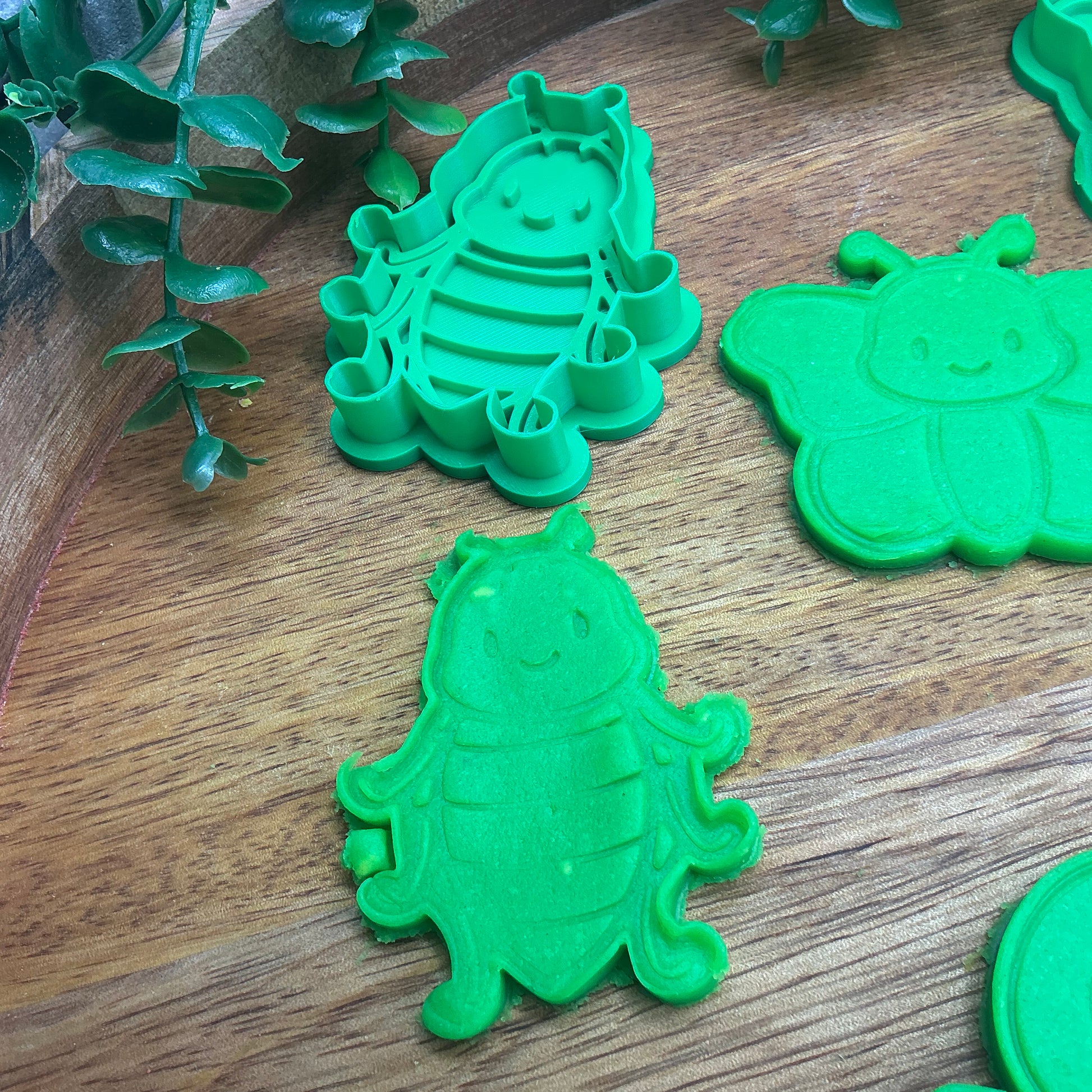 3D-printed spring garden insects play dough cookie cutter set - 4 piece with bee, butterfly, snail and ladybug - view 10 of 13