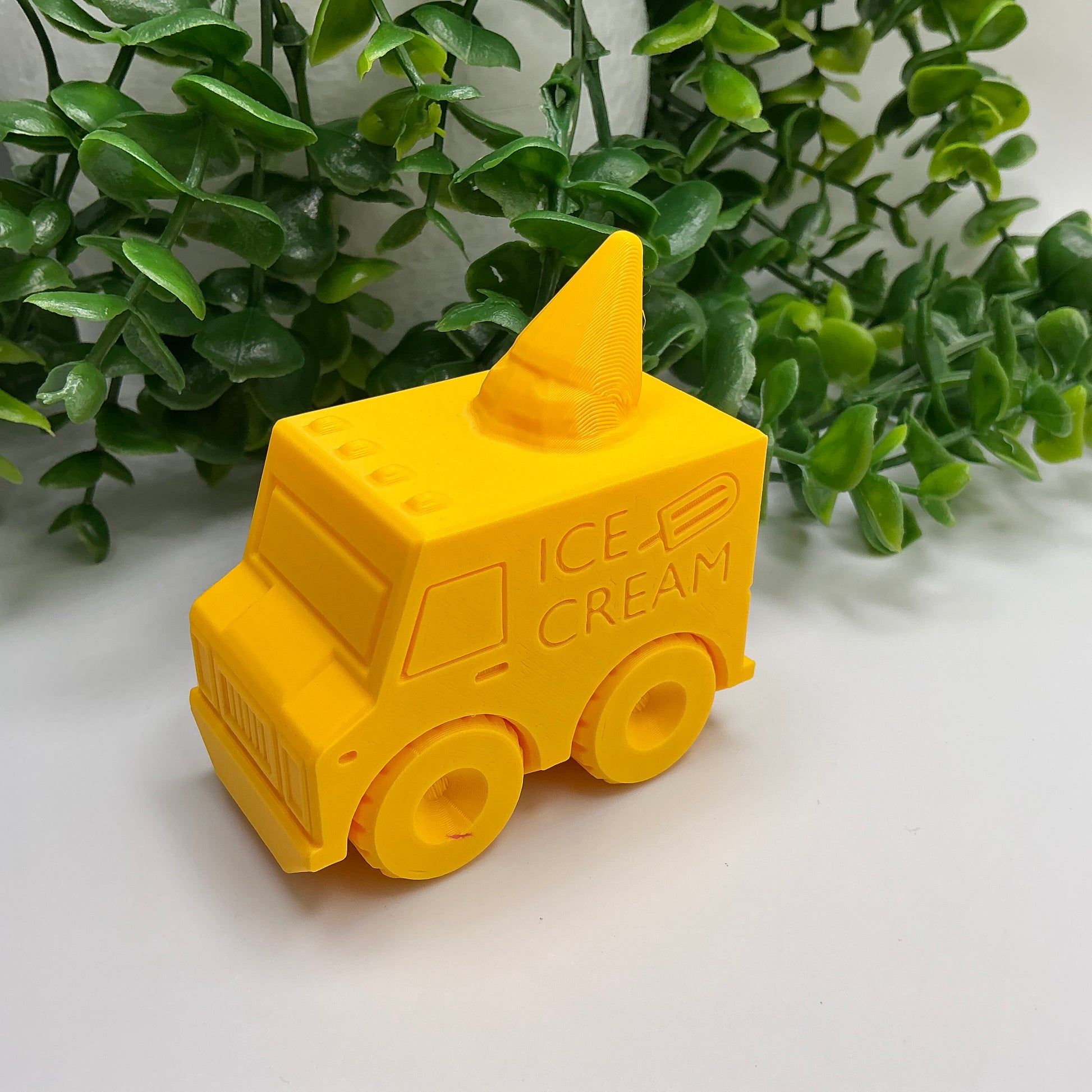 Ice Cream Van Truck Pretend Play Food Truck Classic Summer Vehicle Durable Su... - close-up detail