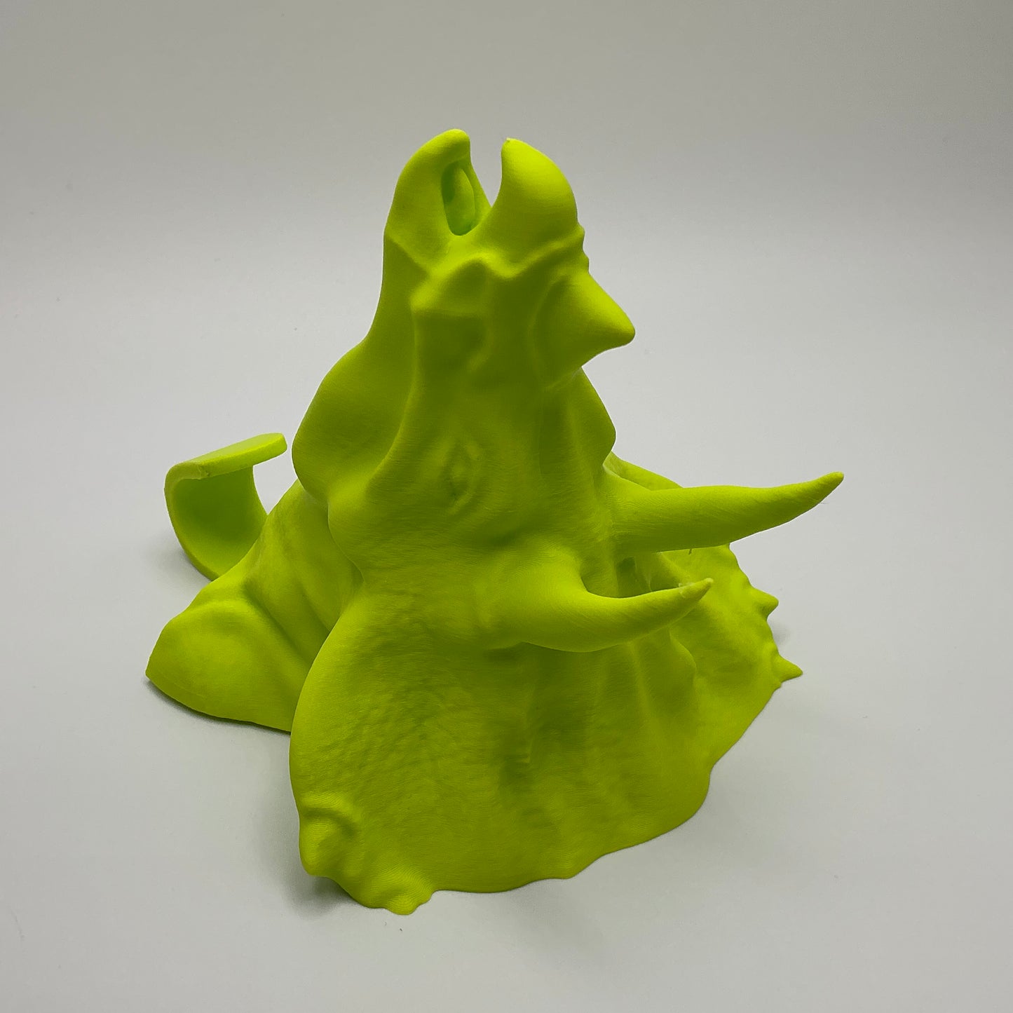 Triceratops Wall Hook 3D Printed Dinosaur Head Hanger for Kids Boys Room D�cor J - Close Up