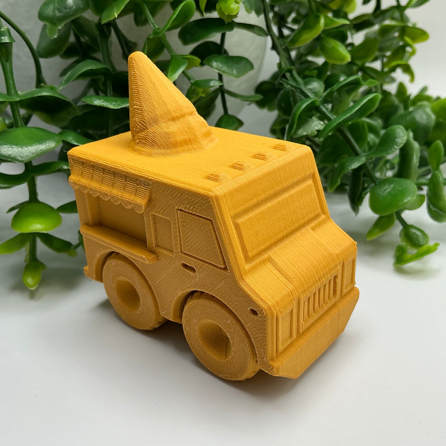 Wood Effect Transport Vehicles Cars & Trucks - close-up detail