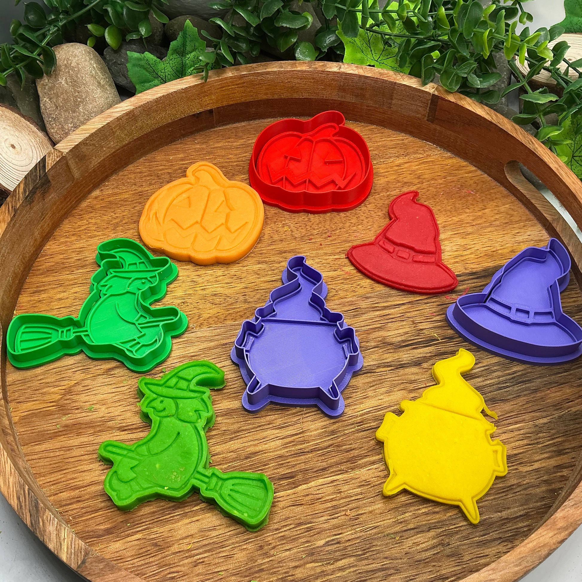 3D-printed witch Halloween play dough cookie cutter set - 4 piece (witch on broom, cauldron, hat and pumpkin) colour set C - view 7 of 14