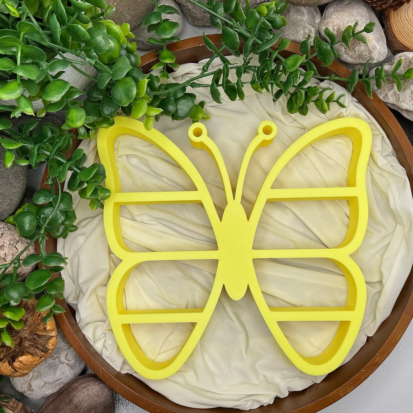 Butterfly table top mini shelf display glow in the dark