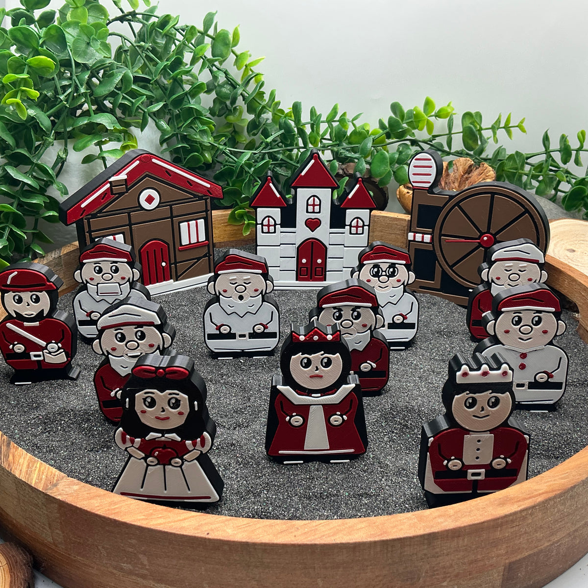 Snow White and the Seven Dwarfs Characters Play Scene Story Set - 14 Pieces (Large or Small)