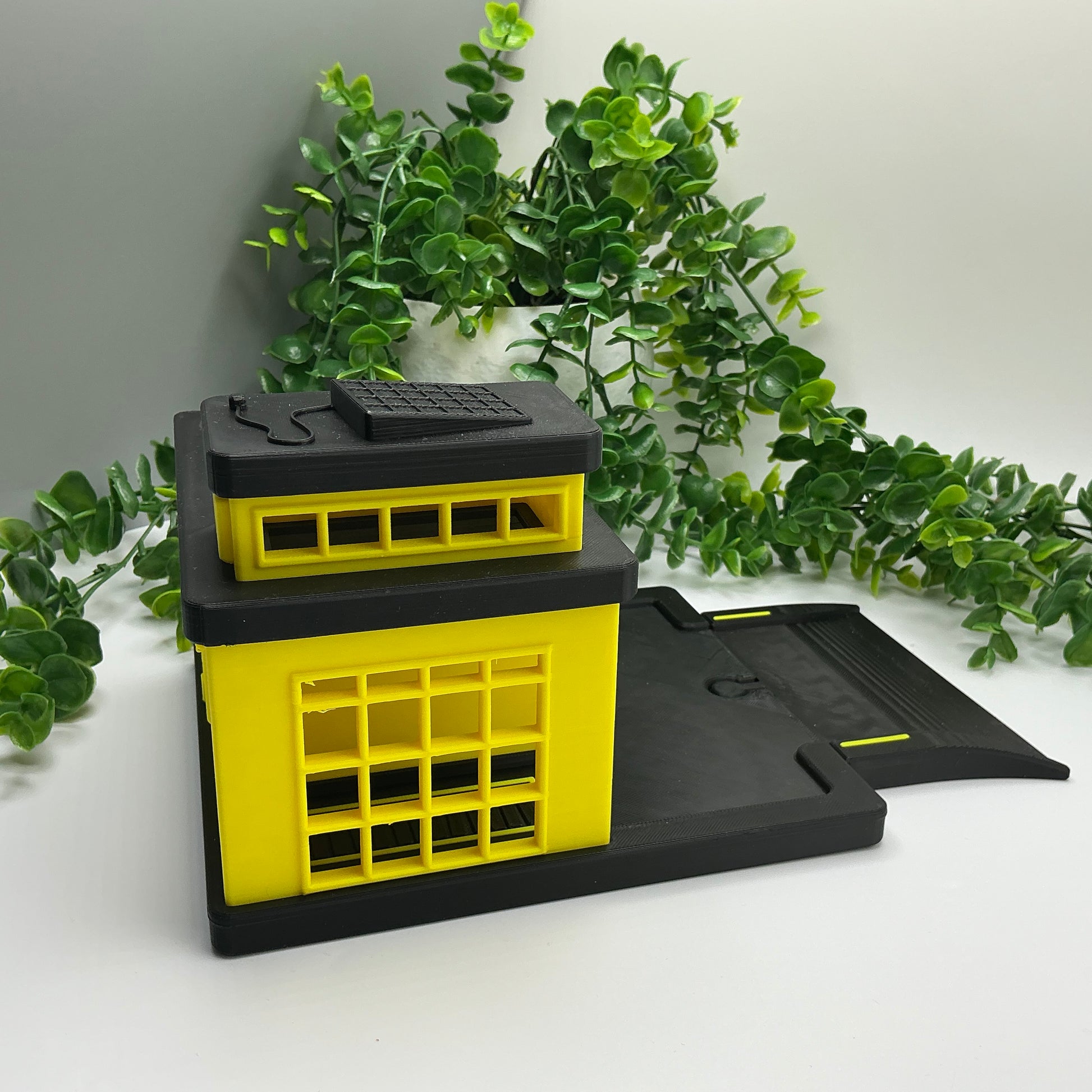 3D printed garage playset, wooden train track compatible - image 8