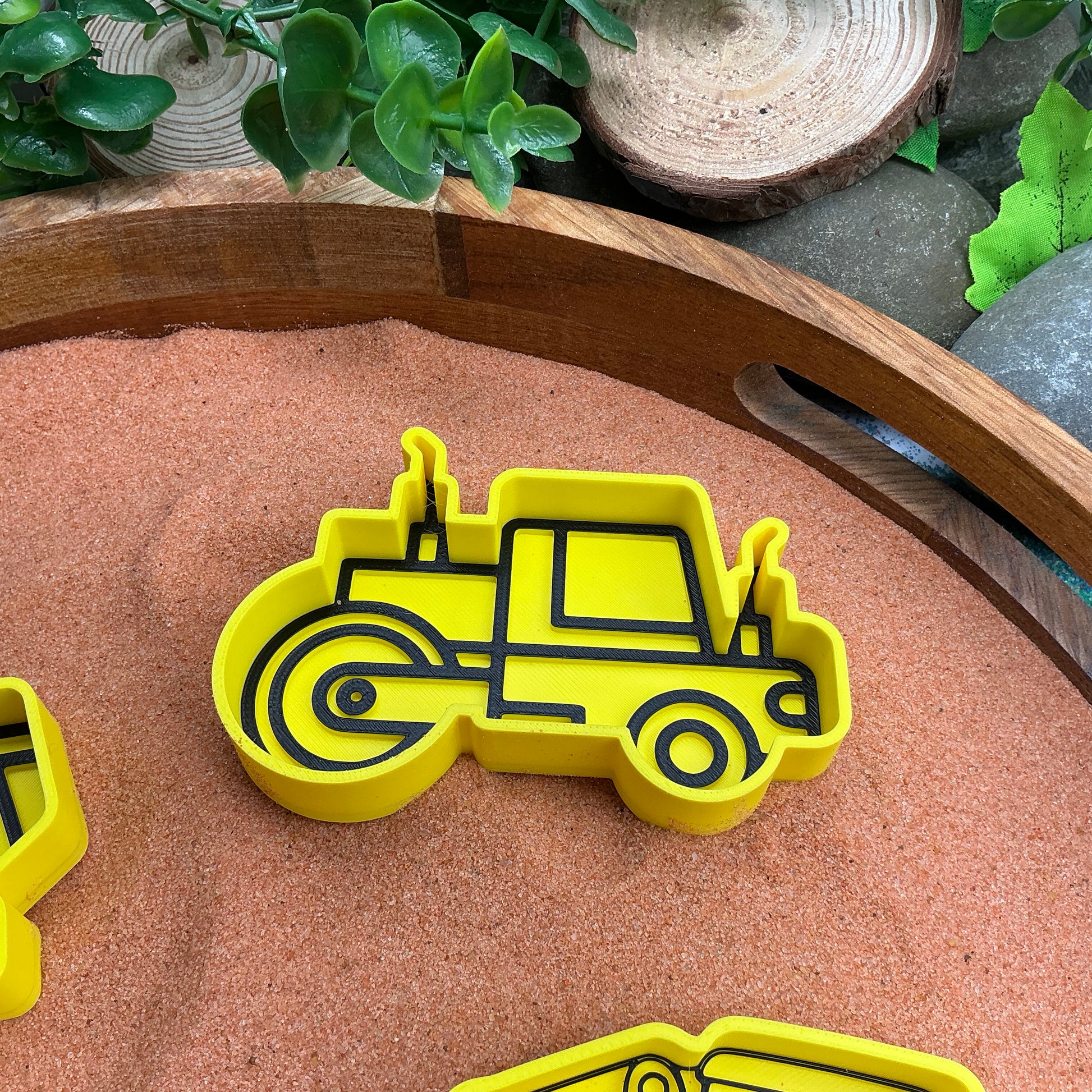 3D-printed construction vehicles sensory fill shape set - 4 piece colour set B for tuff trays and sandpits - view 12 of 14