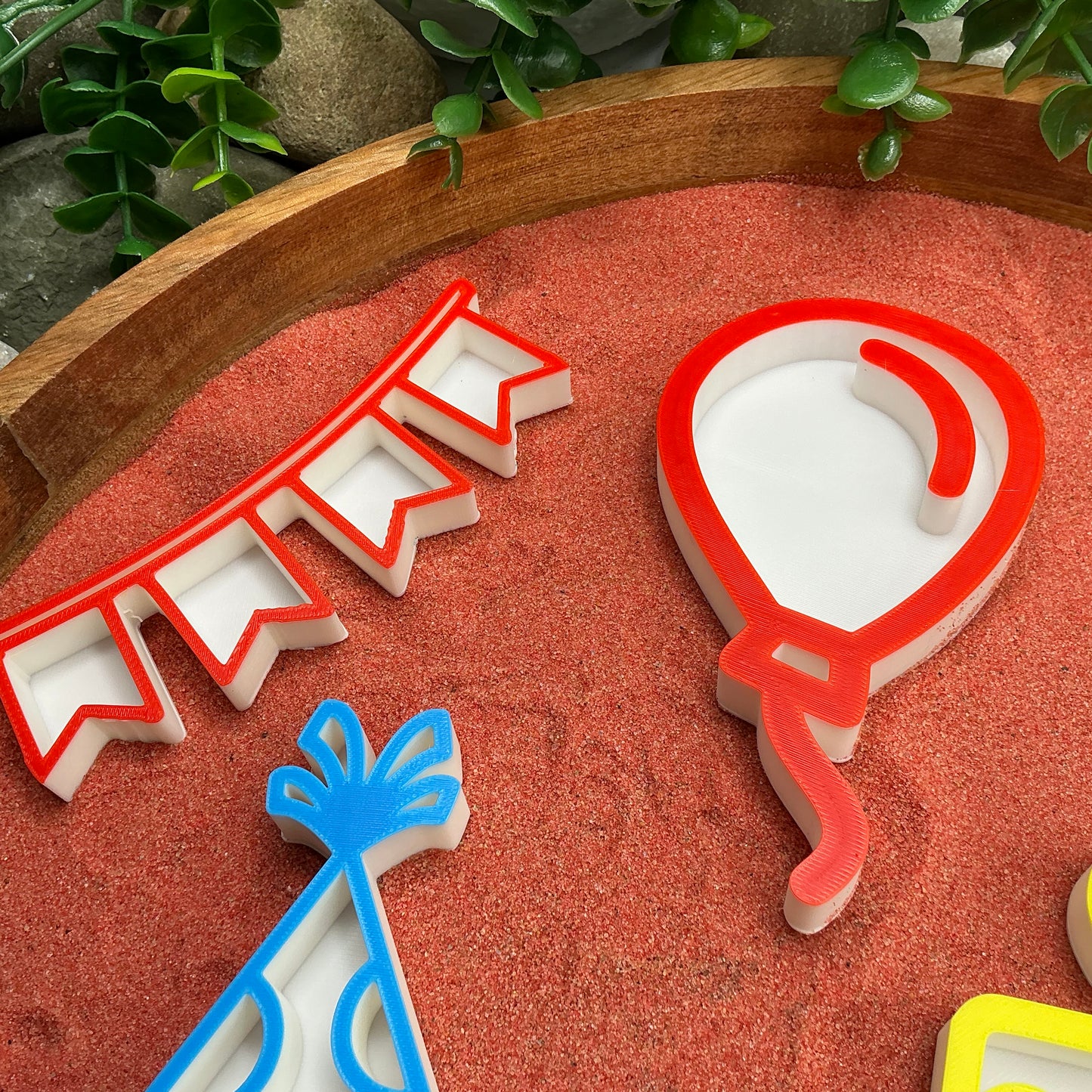 3D-printed birthday play sensory filling tray, 5-piece set with cake, balloon, banner and party hat - view 4 of 12