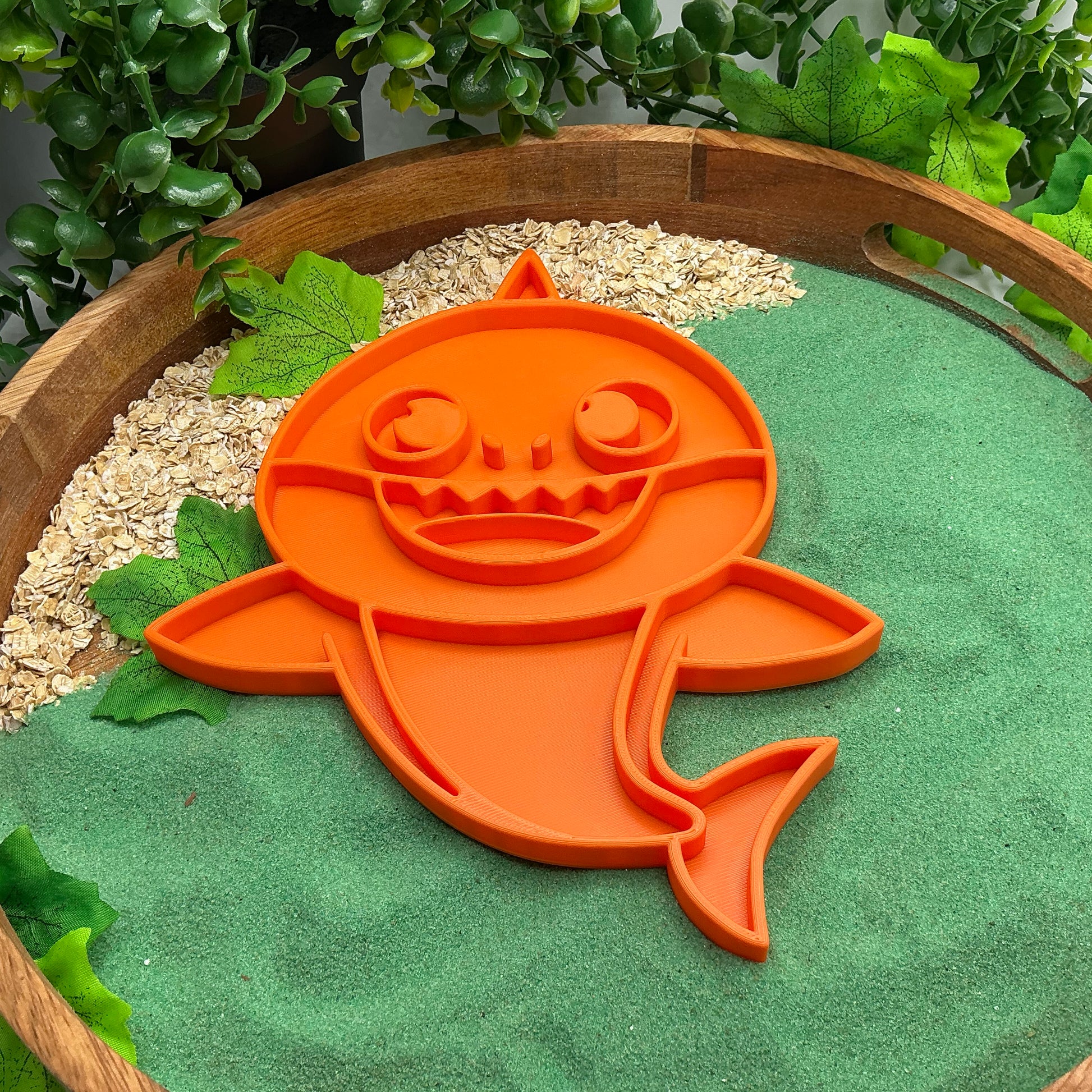5-Piece Set Shark Tray's Baby Shark Family Large Sensory Filling Trays Montessor - Detail Shot