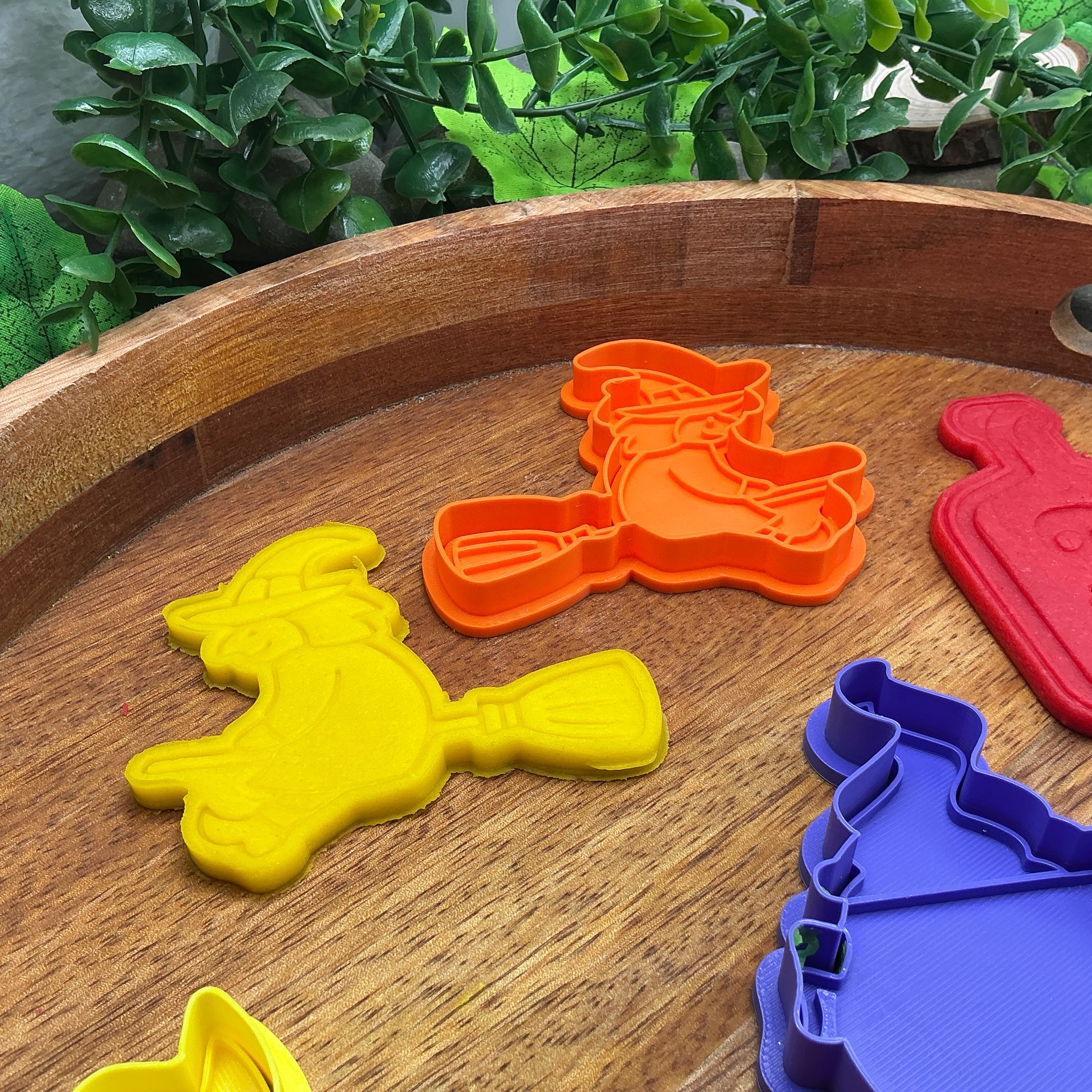 3D-printed witch Halloween play dough cookie cutter set - 4 piece (witch on broom, cauldron, hat and poison bottle) - view 13 of 15