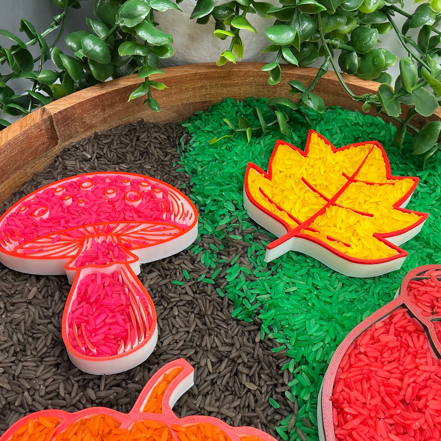 3D-printed autumn sensory filling tray, 4-piece set with acorn, mushroom, pumpkin and leaf - view 4 of 12
