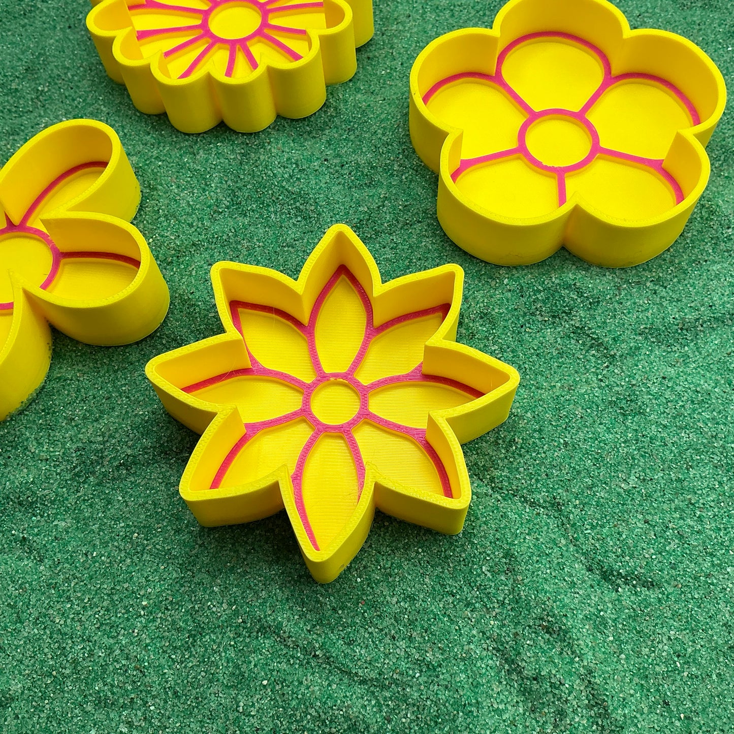 3D-printed flower sensory fill shape set - 4 piece for tuff trays, sandpits and garden play - view 6 of 9