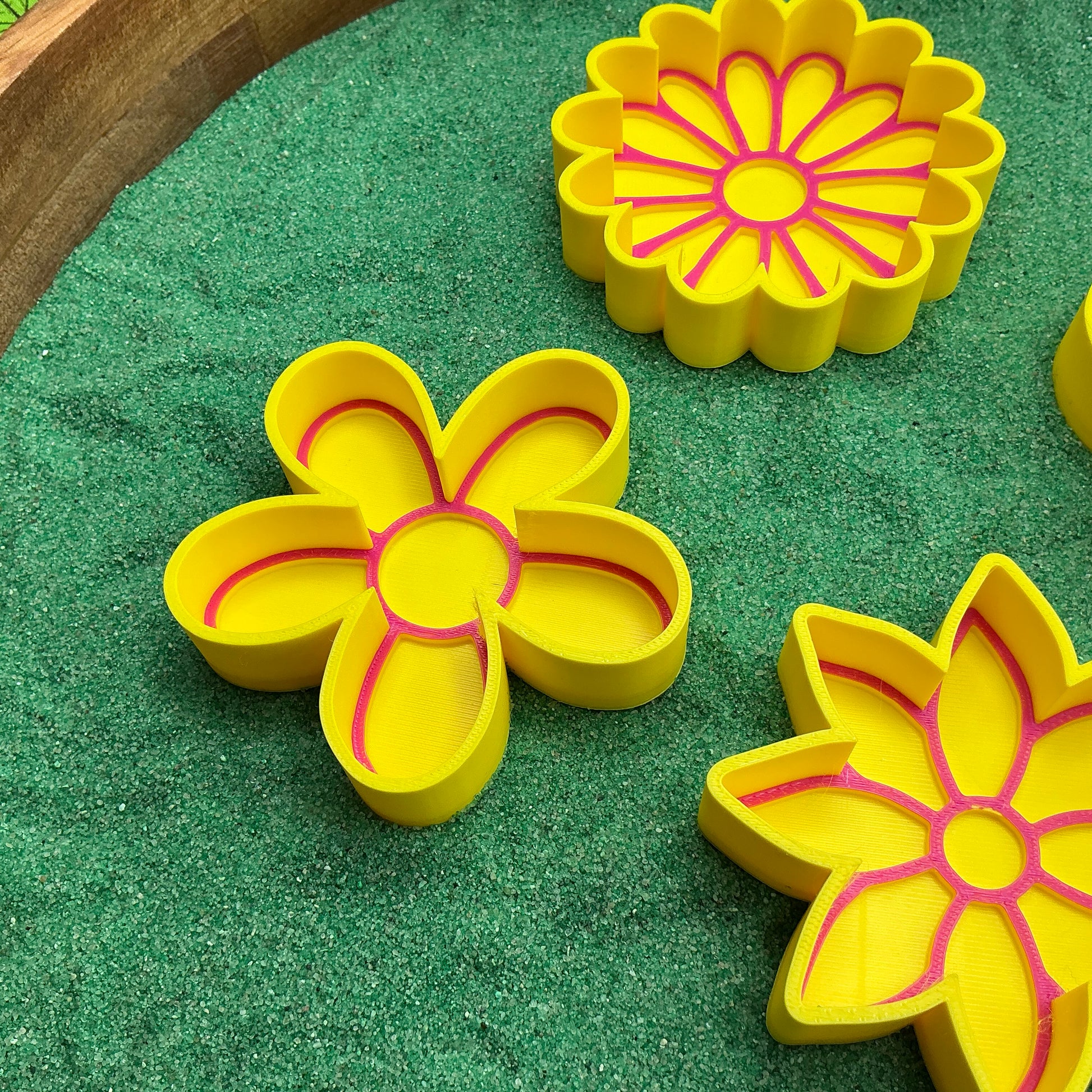 3D-printed flower sensory fill shape set - 4 piece for tuff trays, sandpits and garden play - view 5 of 9