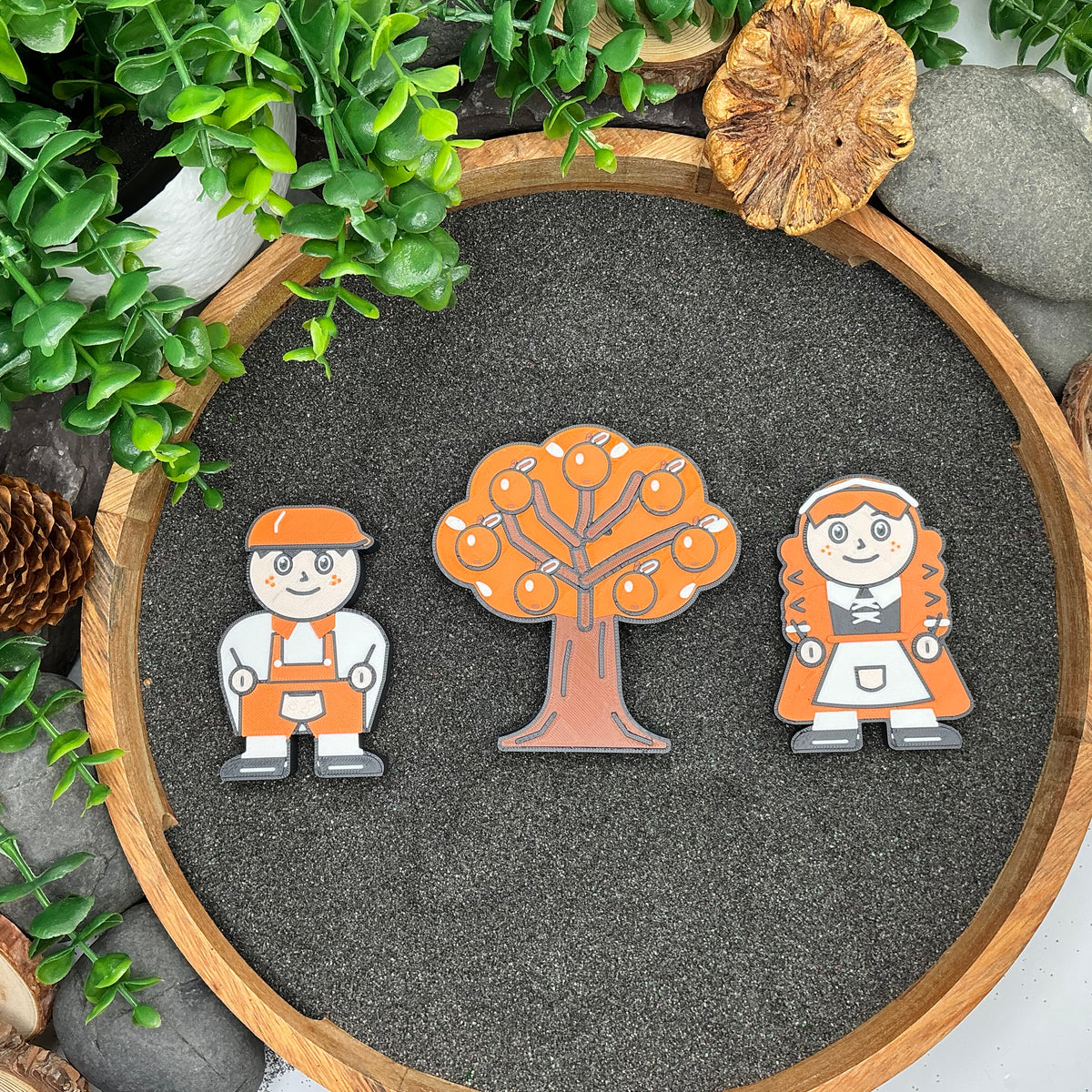 Large Hansel, Gretel and orange tree viewed from above