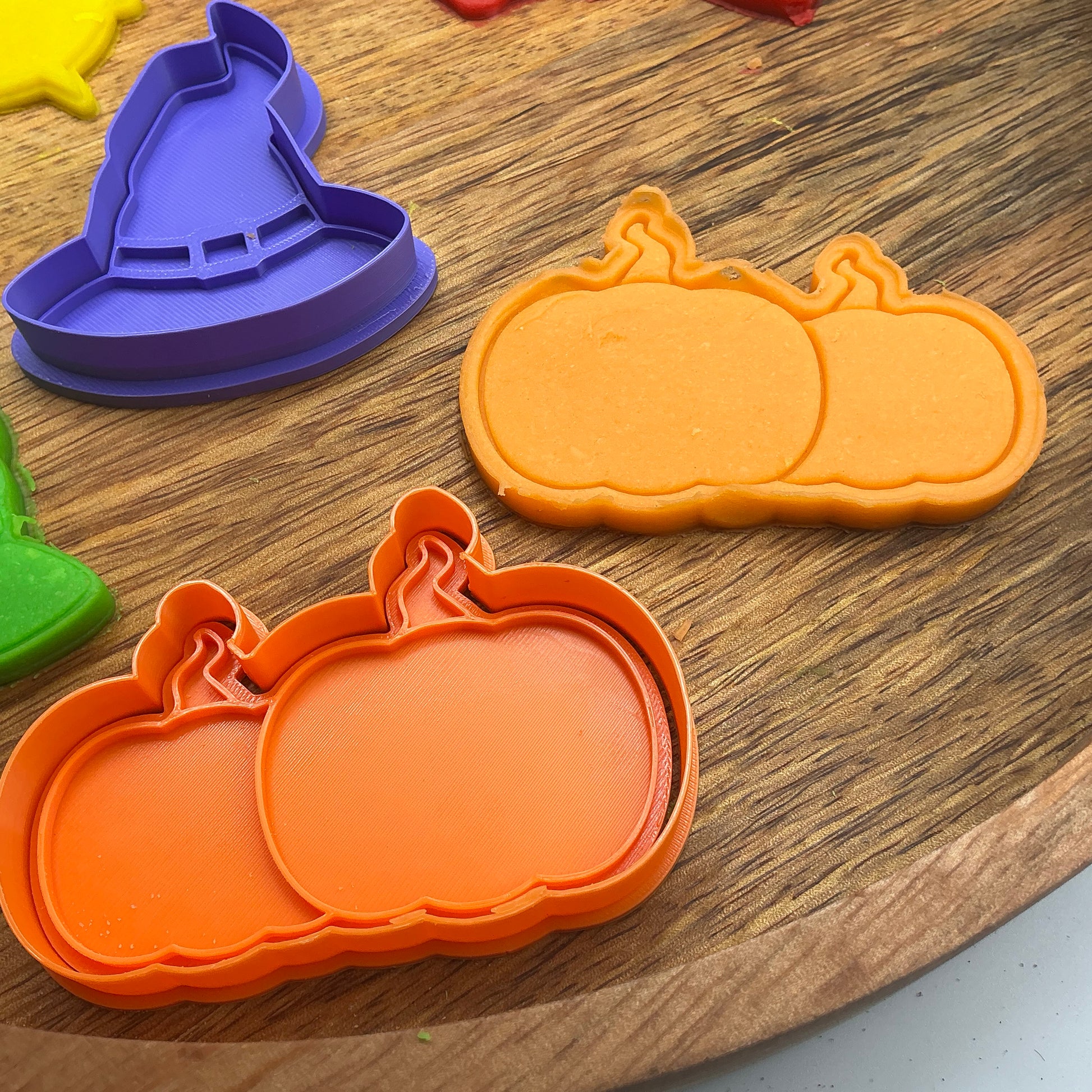 3D-printed witch Halloween play dough cookie cutter set - 4 piece (witch on broom, cauldron, hat and pumpkin) colour set B - view 10 of 13