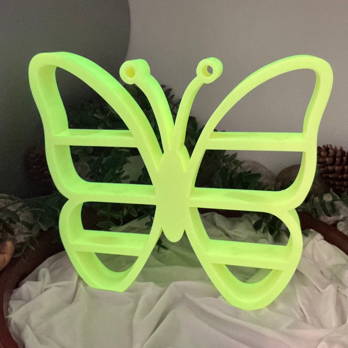 Butterfly table top mini shelf display glow in the dark