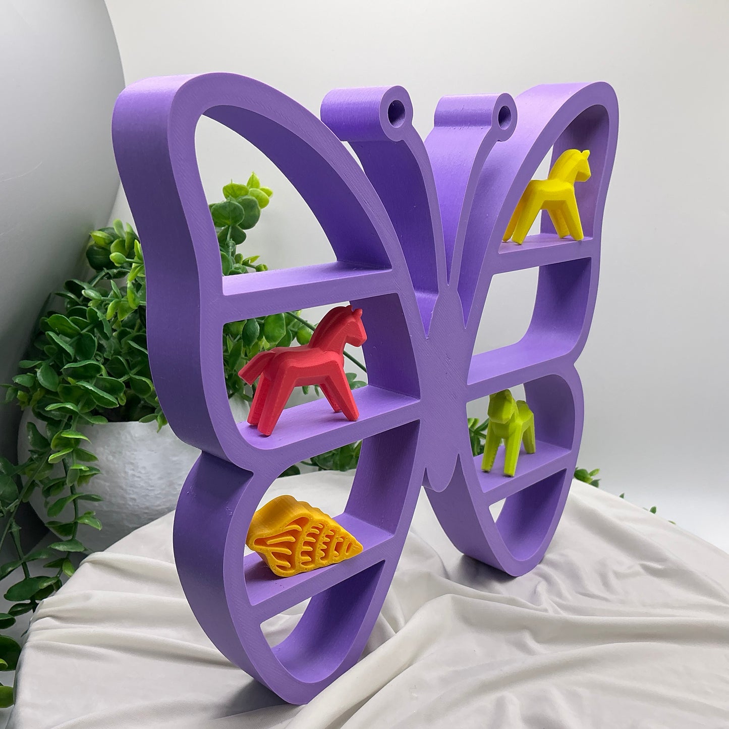 Set of two table top mini shelves star & Butterfly