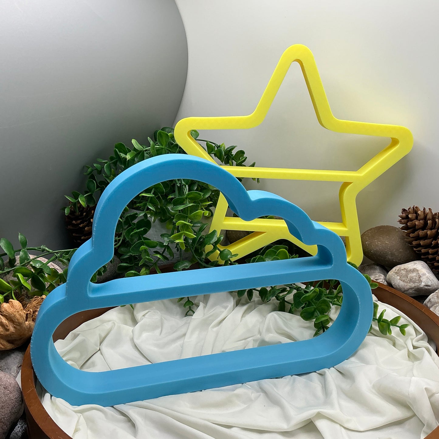 Set of two table top mini shelves star & cloud glow in the dark