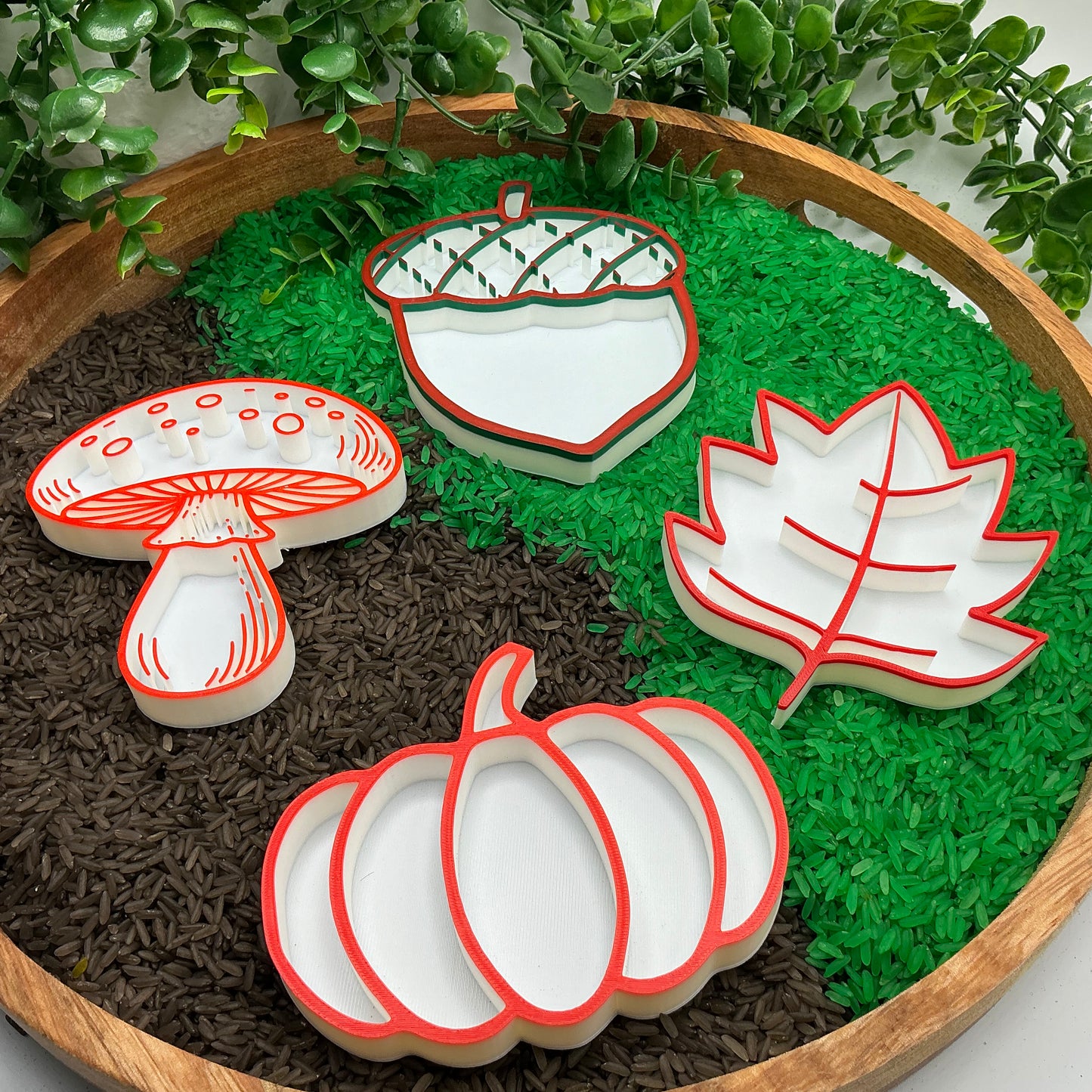 3D-printed autumn sensory filling tray, 4-piece set with acorn, mushroom, pumpkin and leaf - view 11 of 12