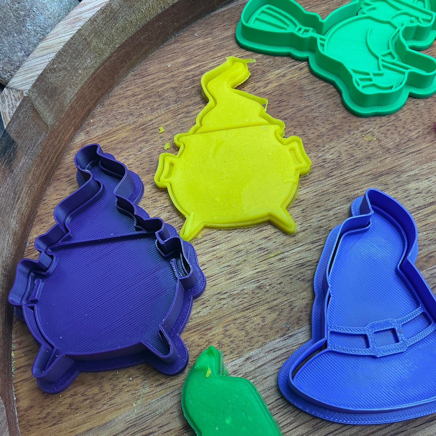 3D-printed witch Halloween play dough cookie cutter set - 4 piece (witch on broom, cauldron, hat and pumpkin) colour set B - view 8 of 13