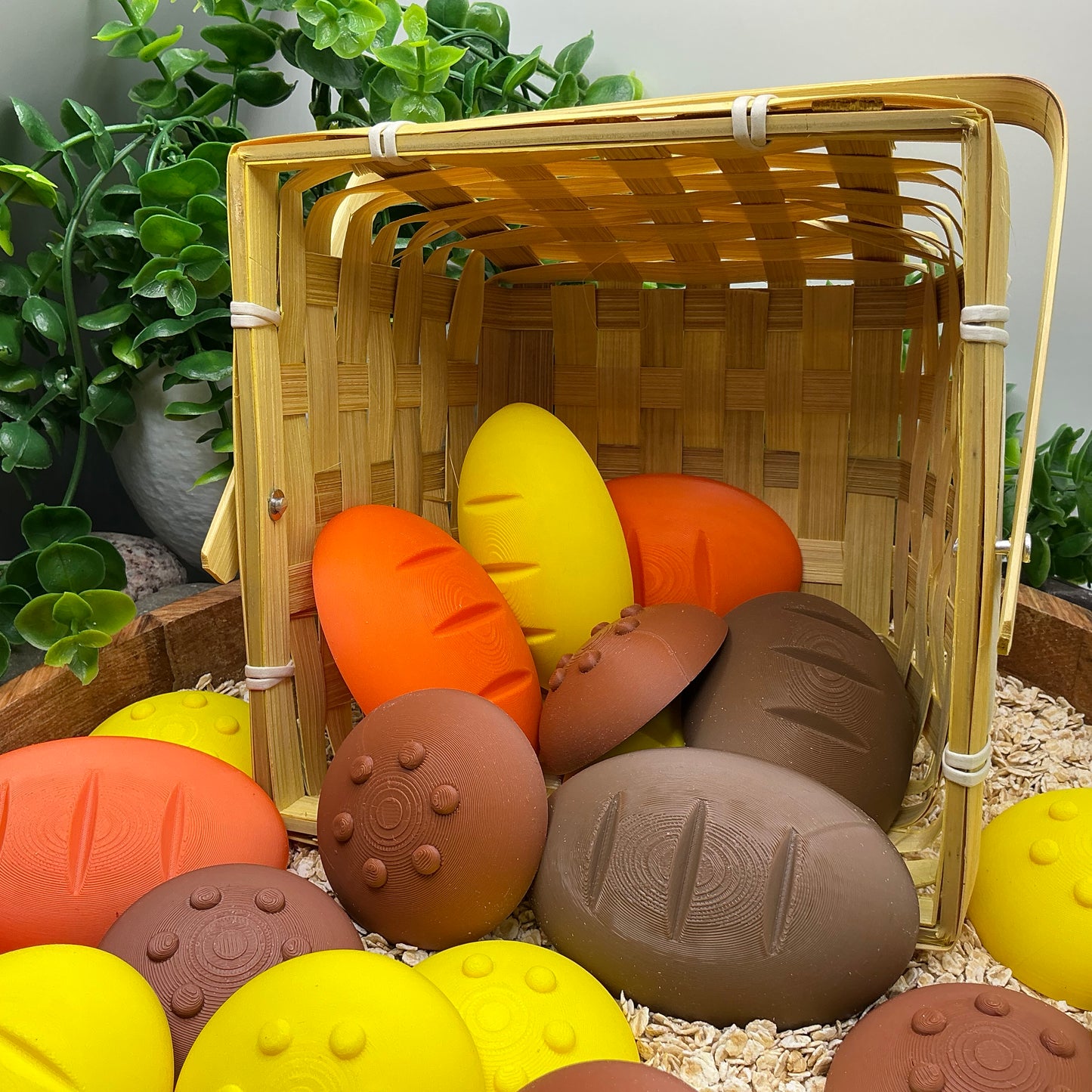 Role play kitchen food 24 piece assortment of bread & cookies