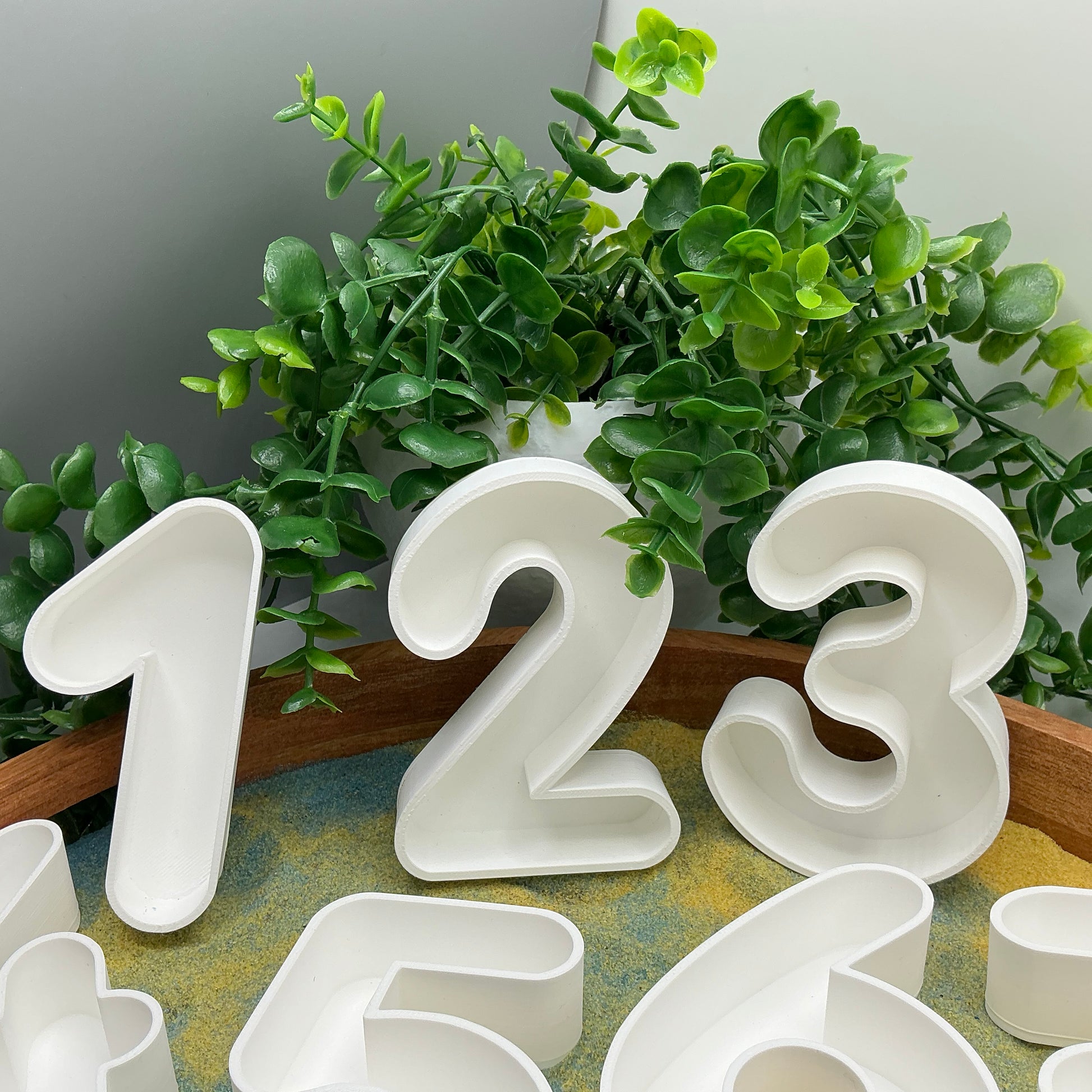 3D-printed large numbers 1 to 10 sensory filling tray for early maths - view 7 of 8