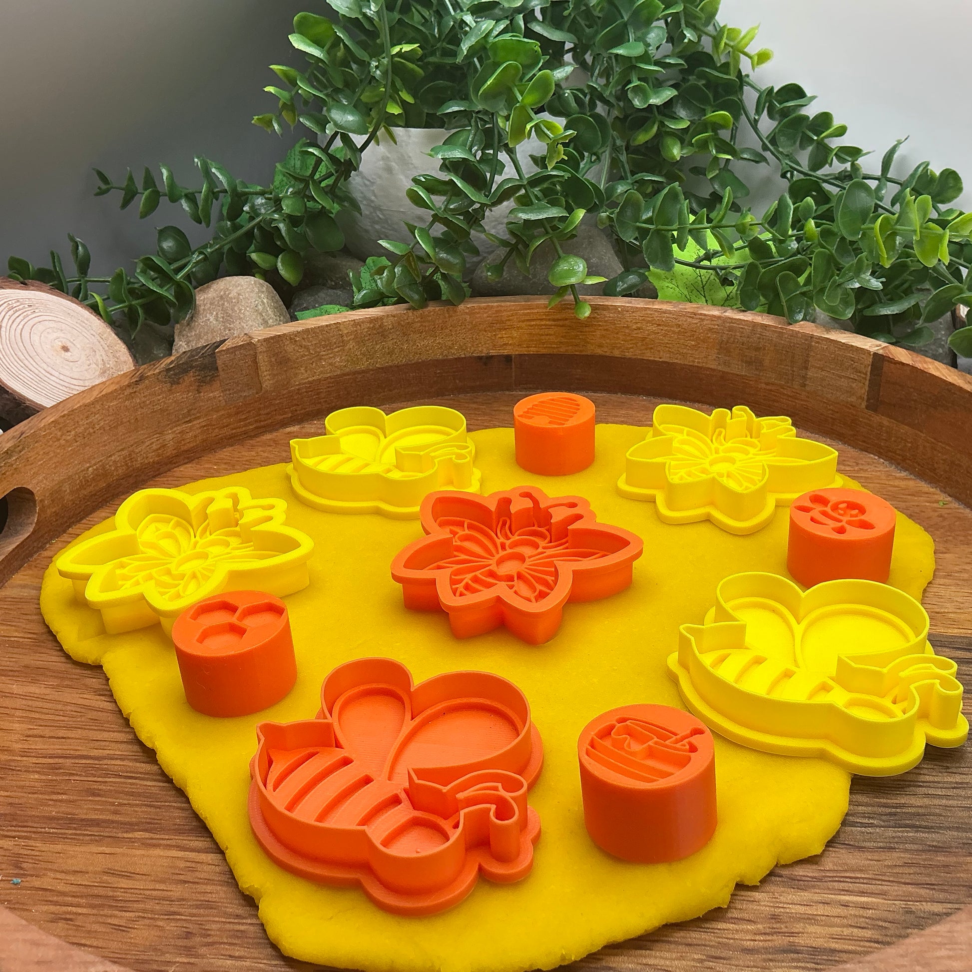 3D-printed bees and wasps play dough cookie cutter and stamp set - 10 piece minibeasts sensory set - view 6 of 12