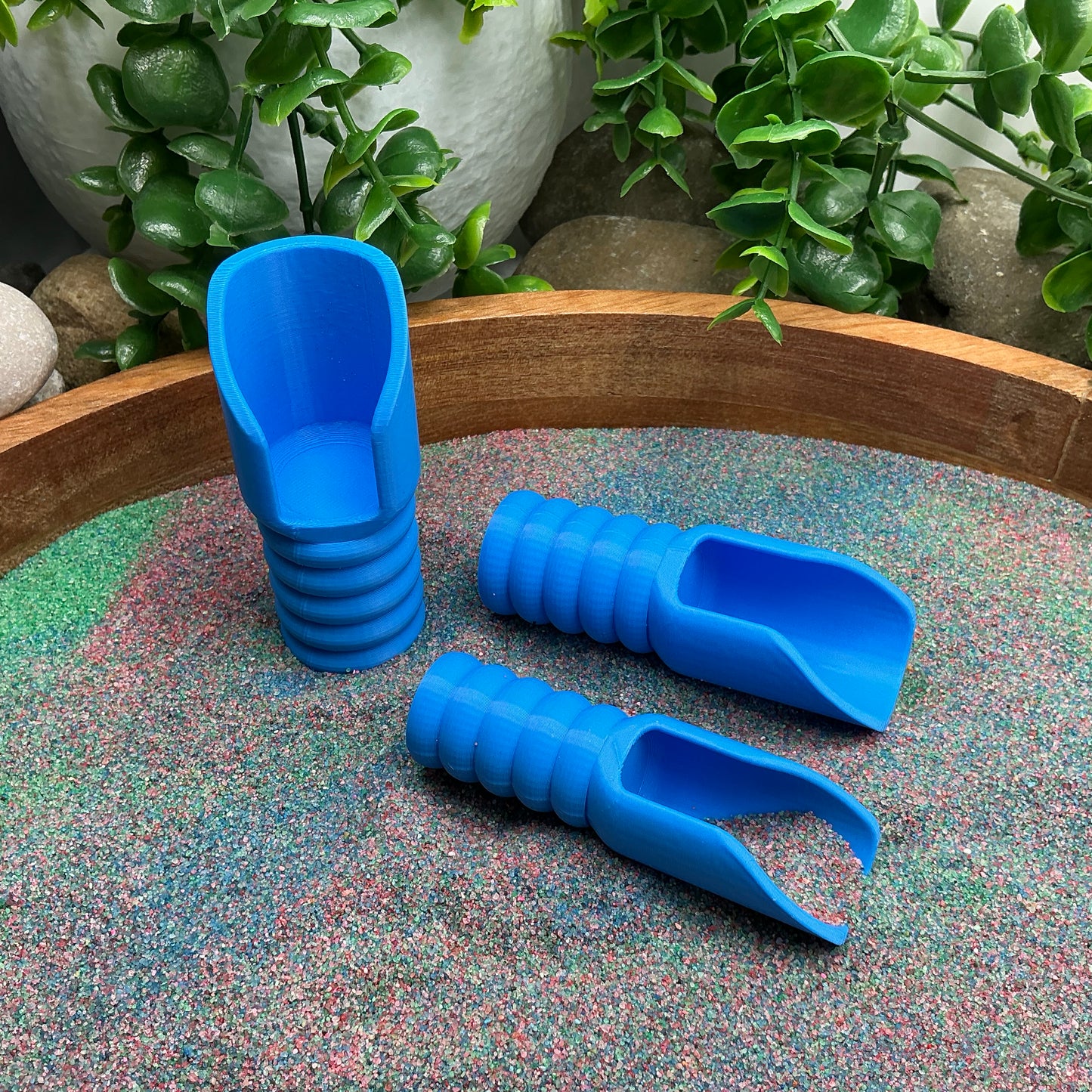 3D-printed children's sand play scoop set - 3 piece with small, medium and large scoops, choose from six colours - view 3 of 8