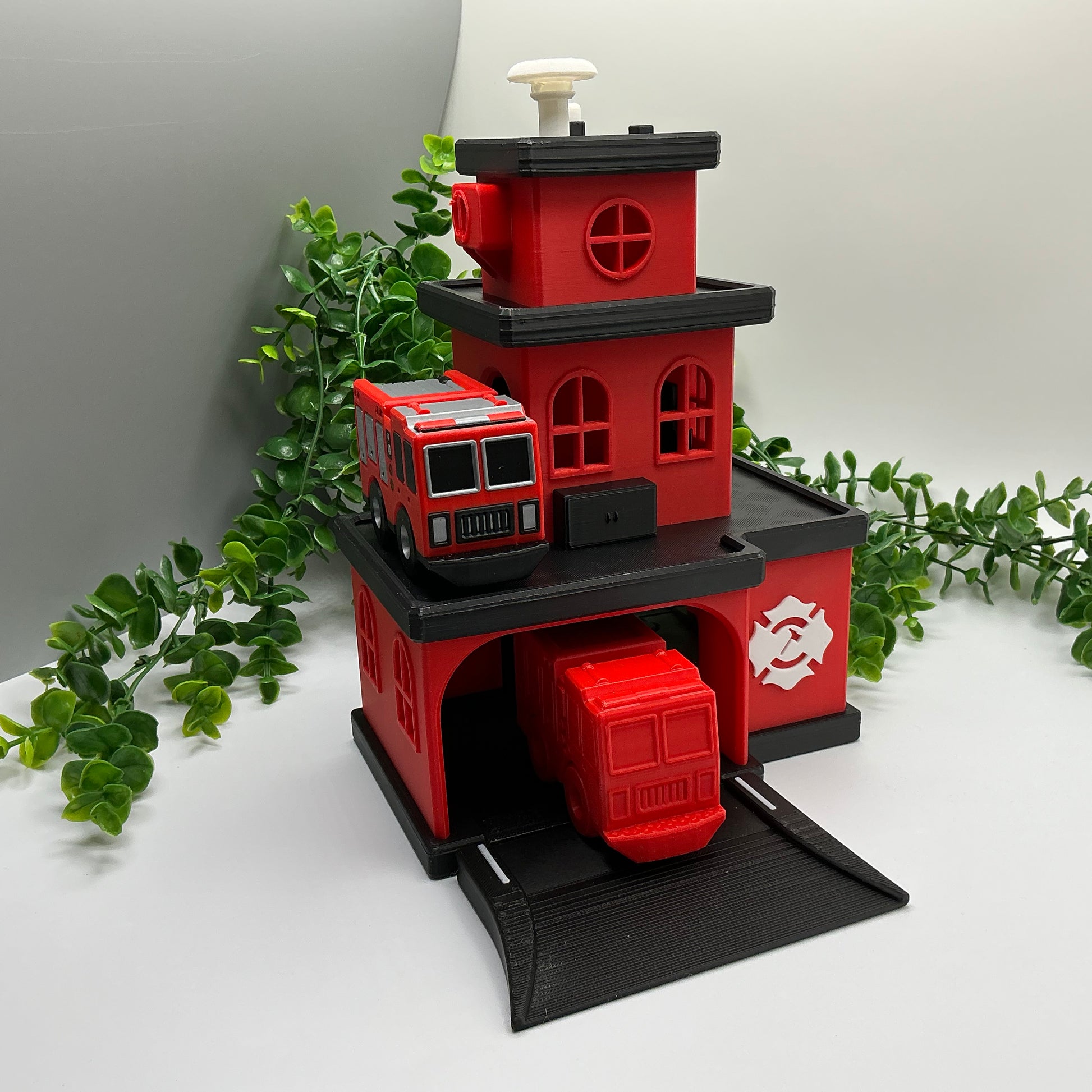 3D printed fire station playset, wooden train track compatible - image 5