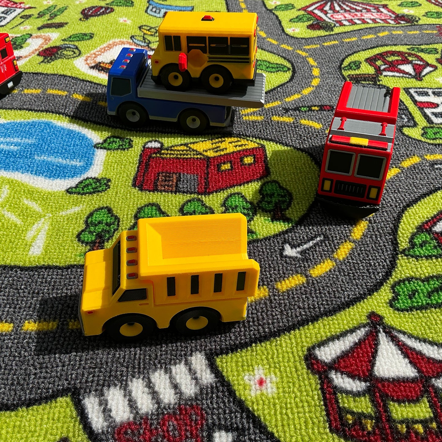 10 piece set Transportation vehicle set multi coloured 3D Printed Vehicle’s Fire Engine, School bus,Police Car
