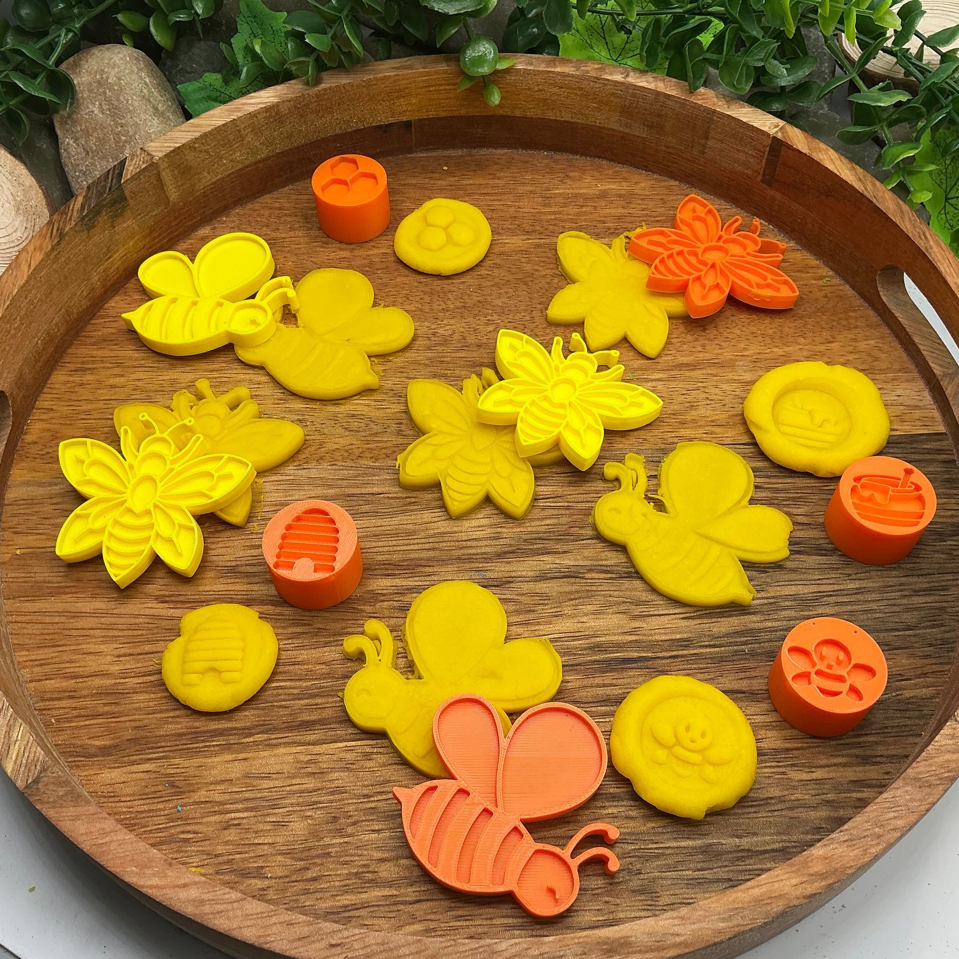 3D-printed bees and wasps play dough cookie cutter and stamp set - 10 piece minibeasts sensory set - view 12 of 12