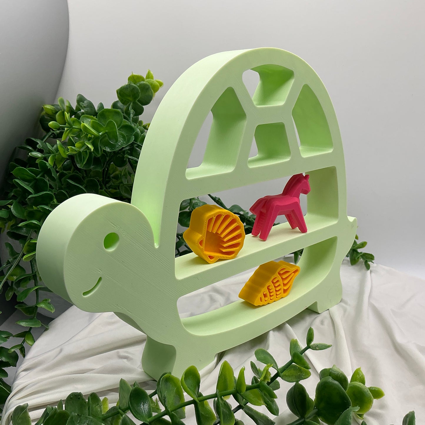 Set of two table top mini shelves star & turtle bedroom decoration