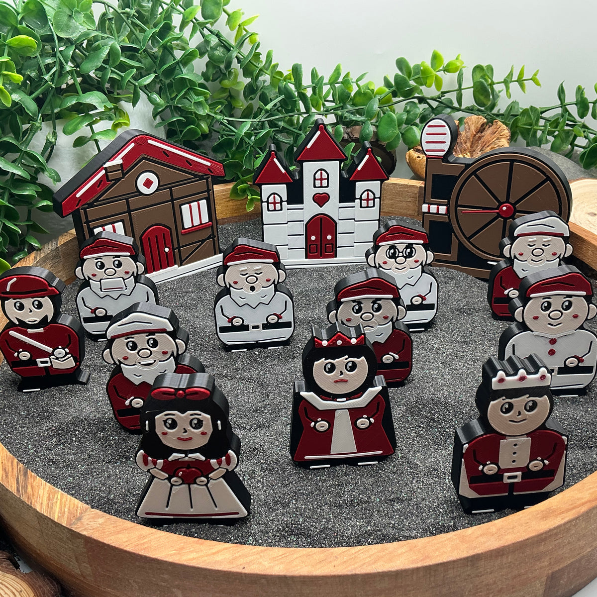 Snow White and the Seven Dwarfs Characters Play Scene Story Set - 14 Pieces (Large or Small)