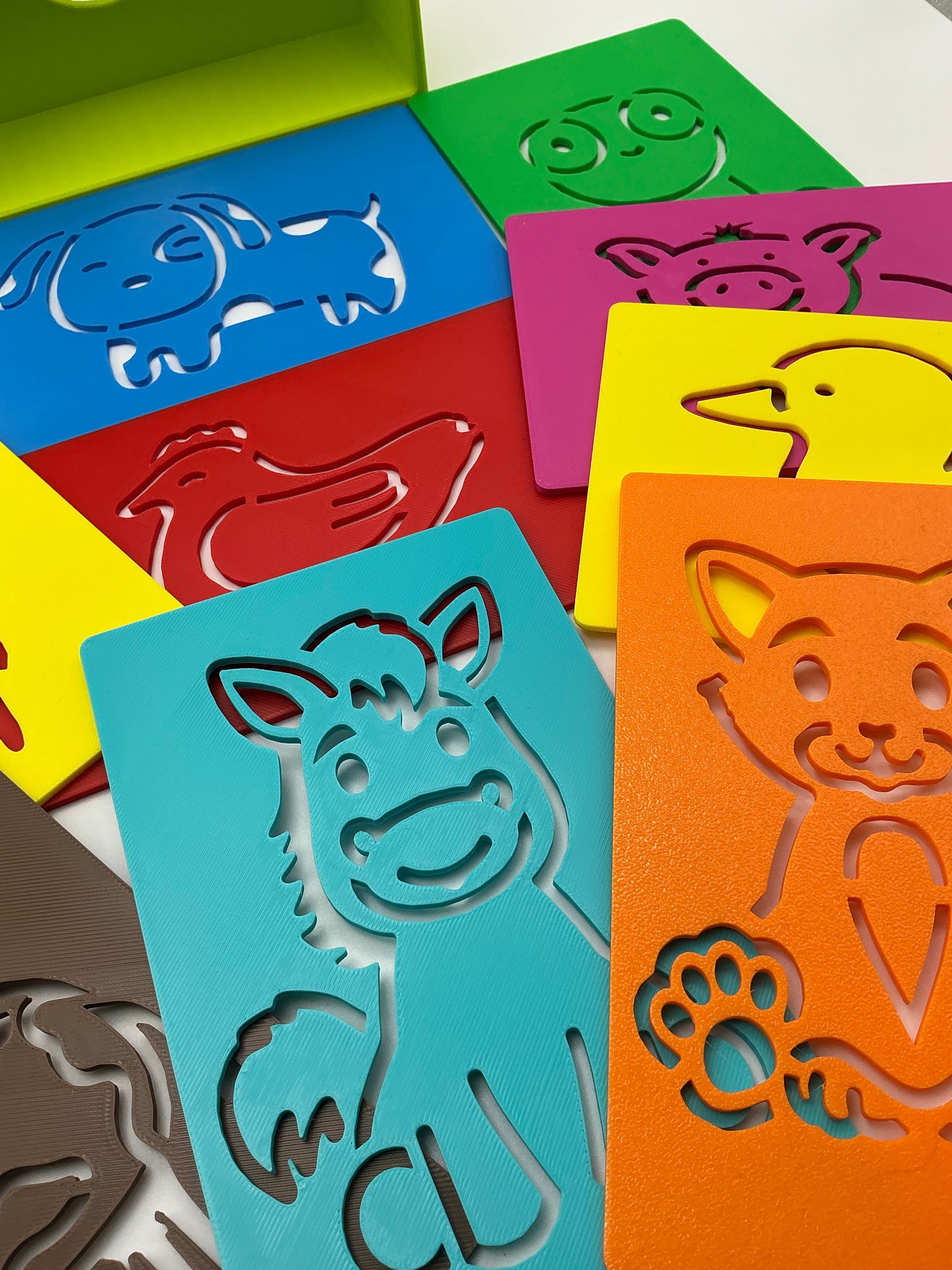 10-Piece Farm Animal Stencil Set with Storage Box Eco-Friendly 3D Printed Kids A - View 8